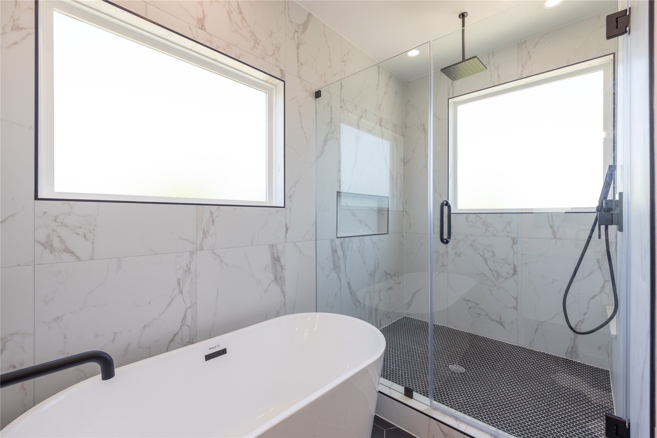 4106 Alice Street Property Photo 4