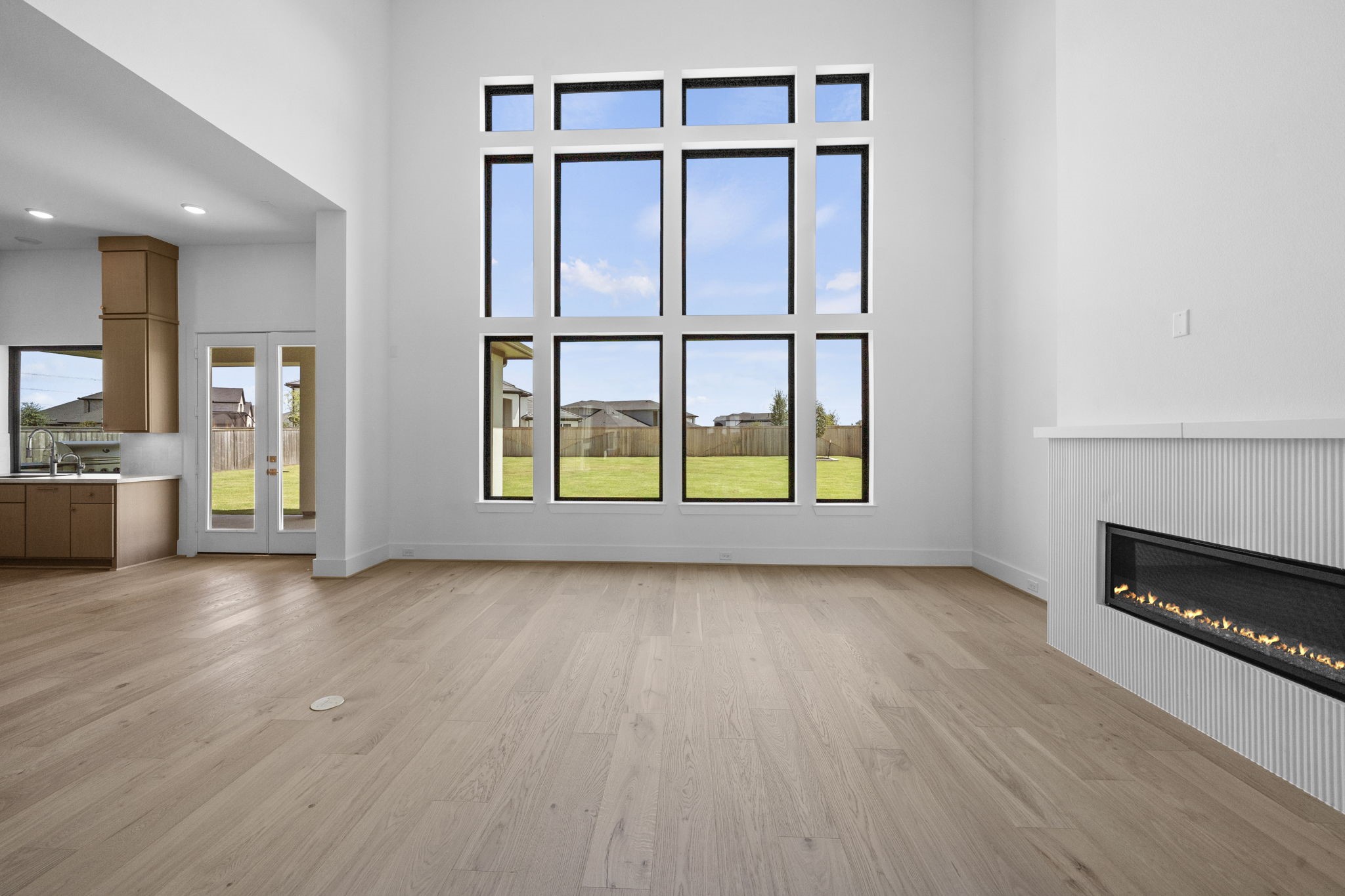 22015 Shale Barren Court Property Photo 9