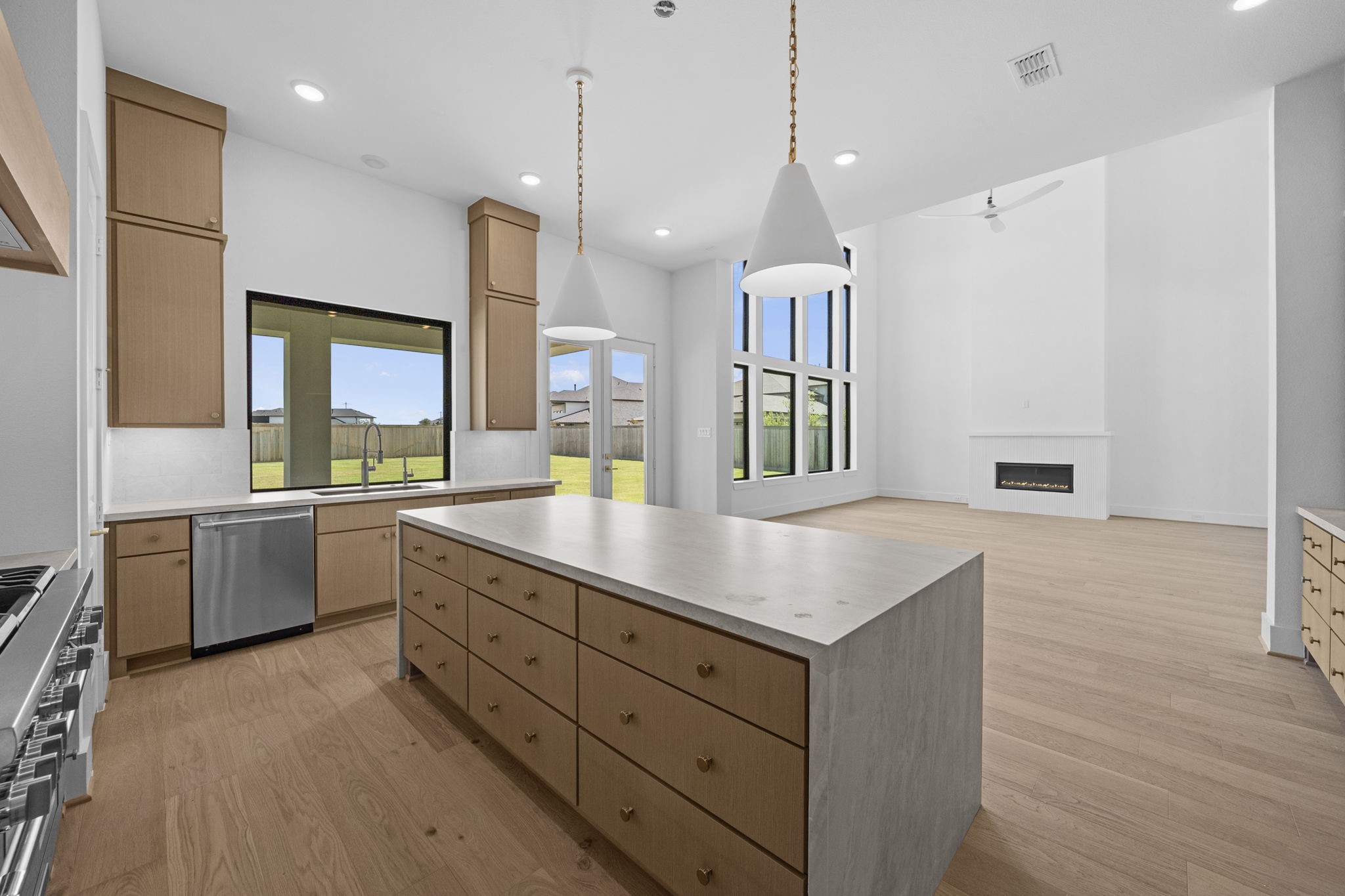 22015 Shale Barren Court Property Photo 17