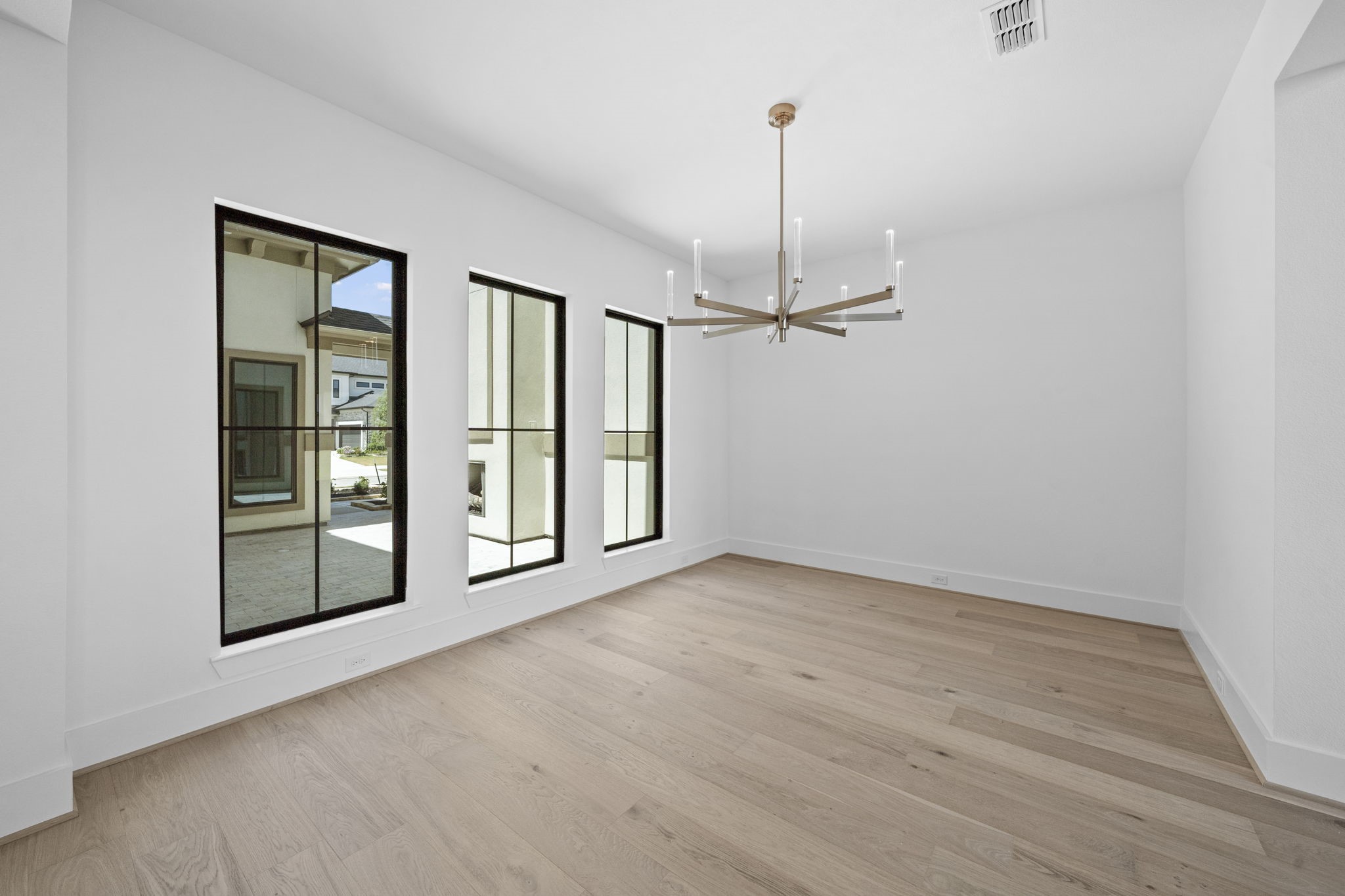 22015 Shale Barren Court Property Photo 19