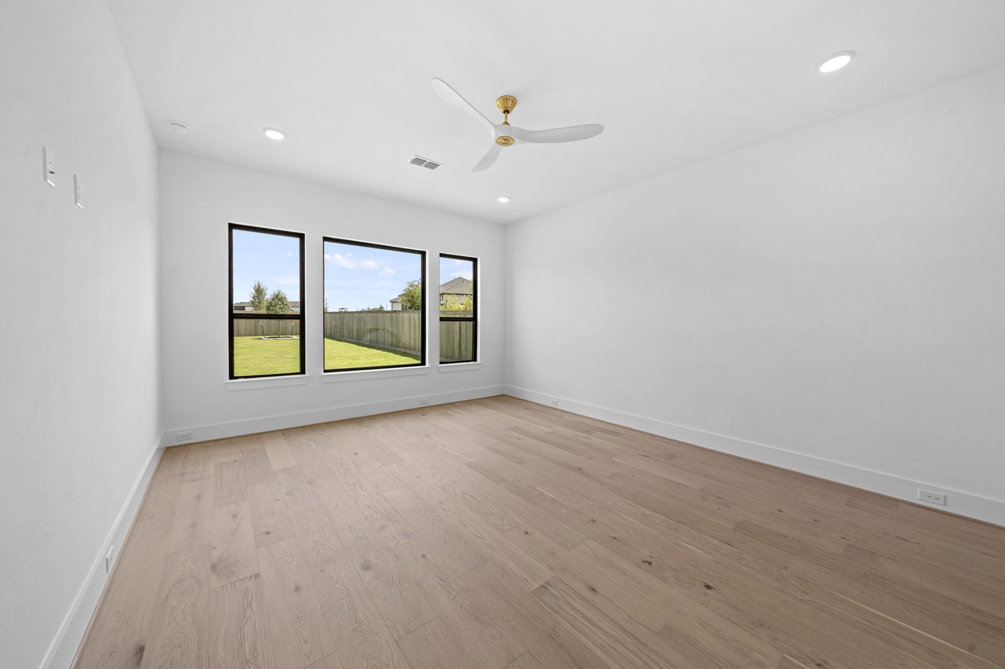 22015 Shale Barren Court Property Photo 22