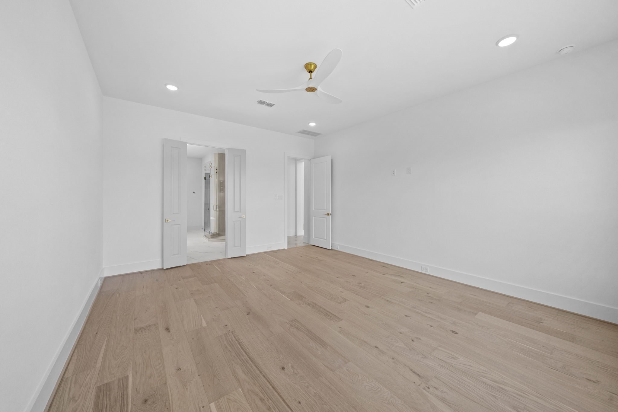 22015 Shale Barren Court Property Photo 23