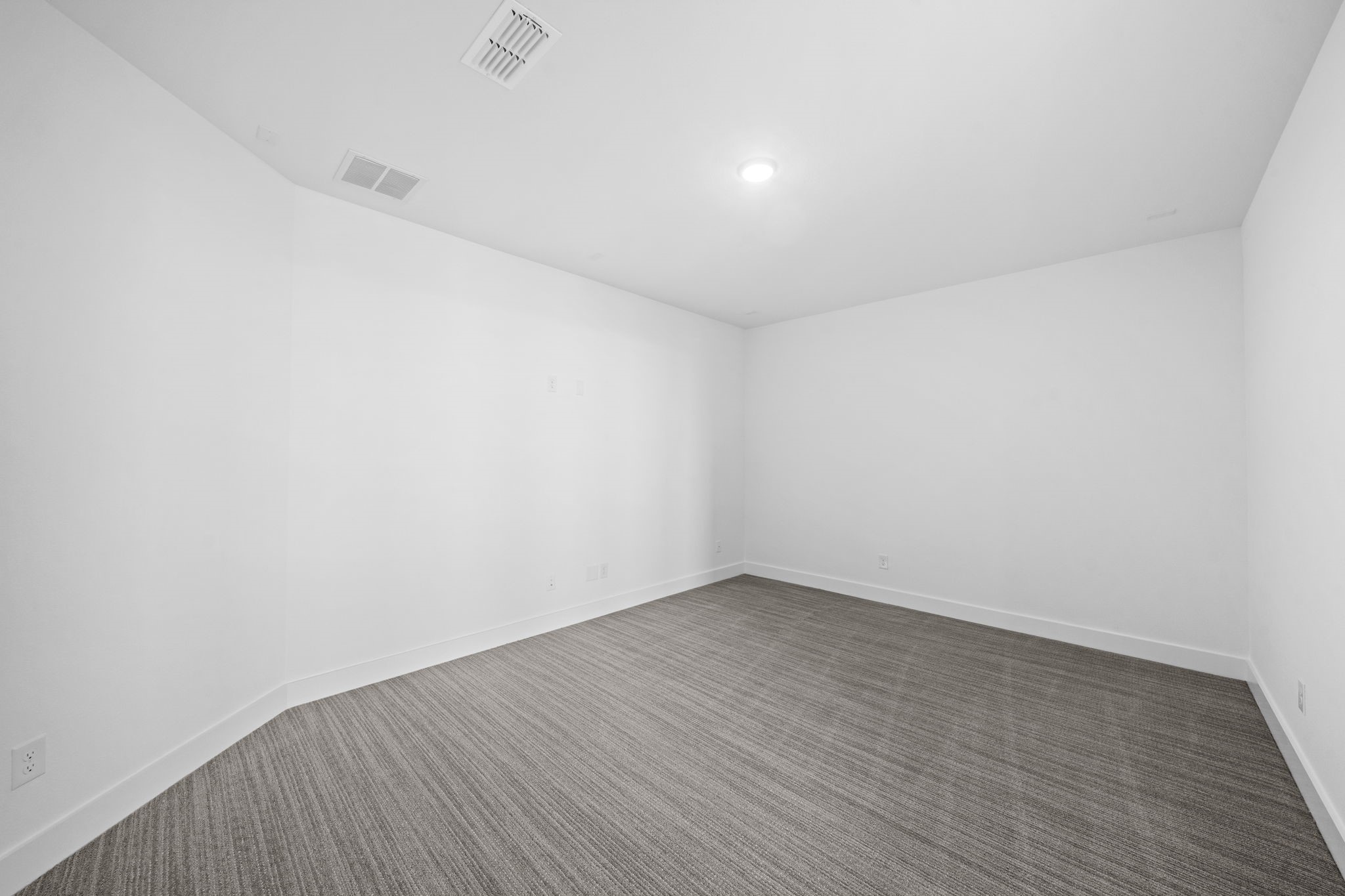 22015 Shale Barren Court Property Photo 37