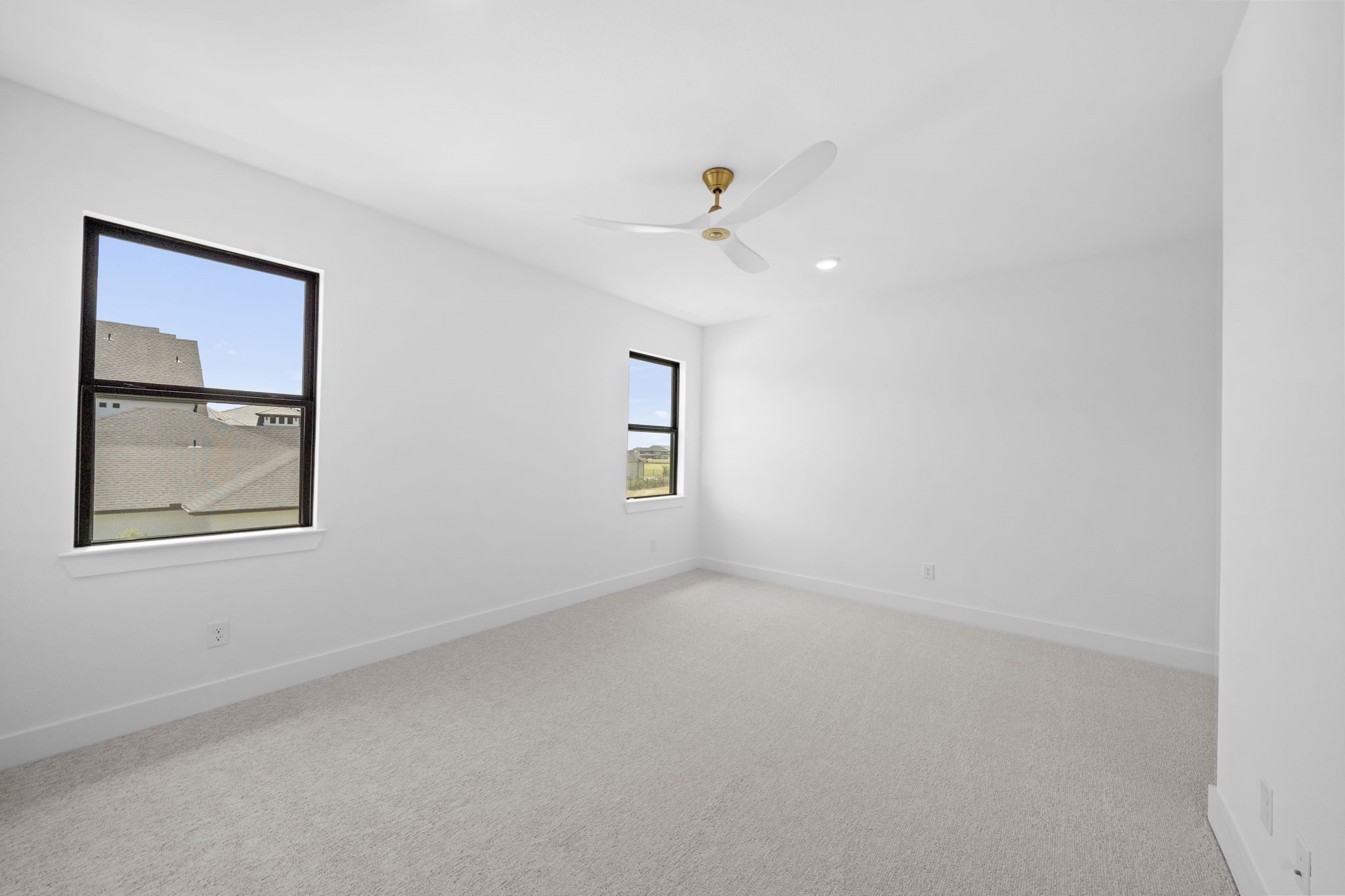 22015 Shale Barren Court Property Photo 39
