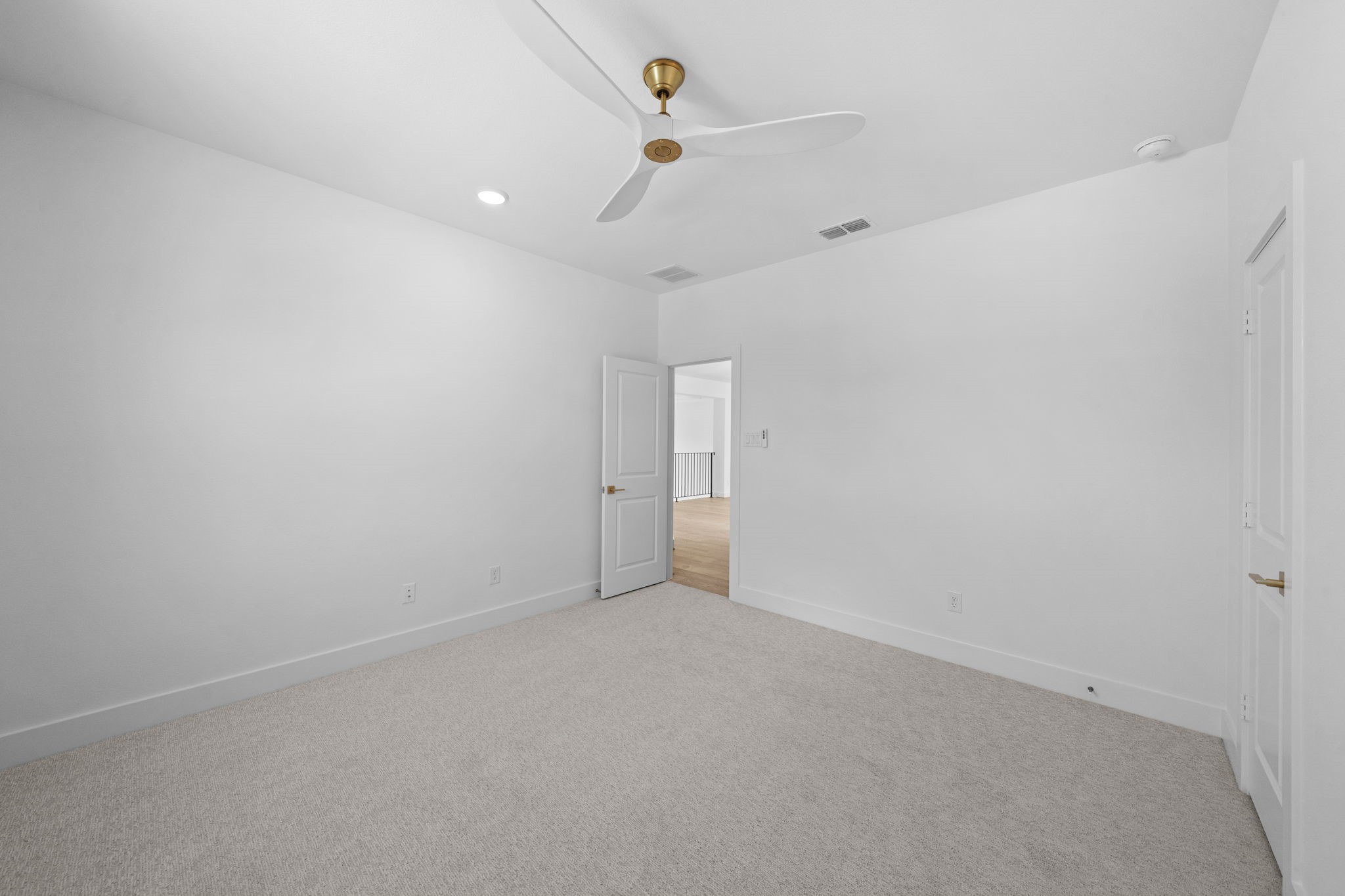 22015 Shale Barren Court Property Photo 43