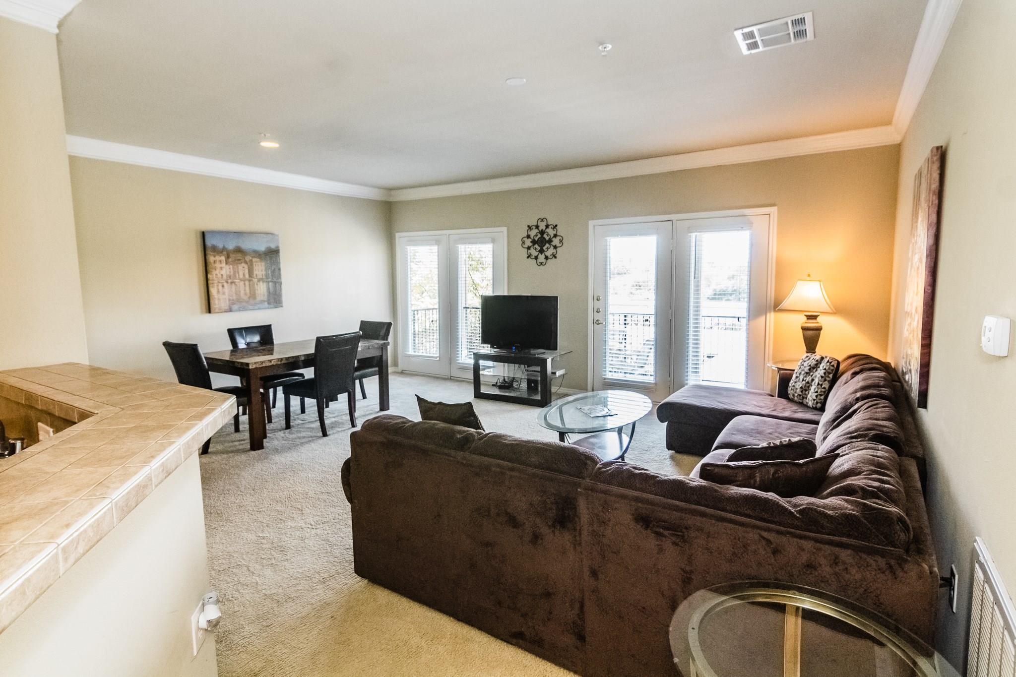 2400 Mccue Road # 332, Houston TX 77056 Property Photo 1