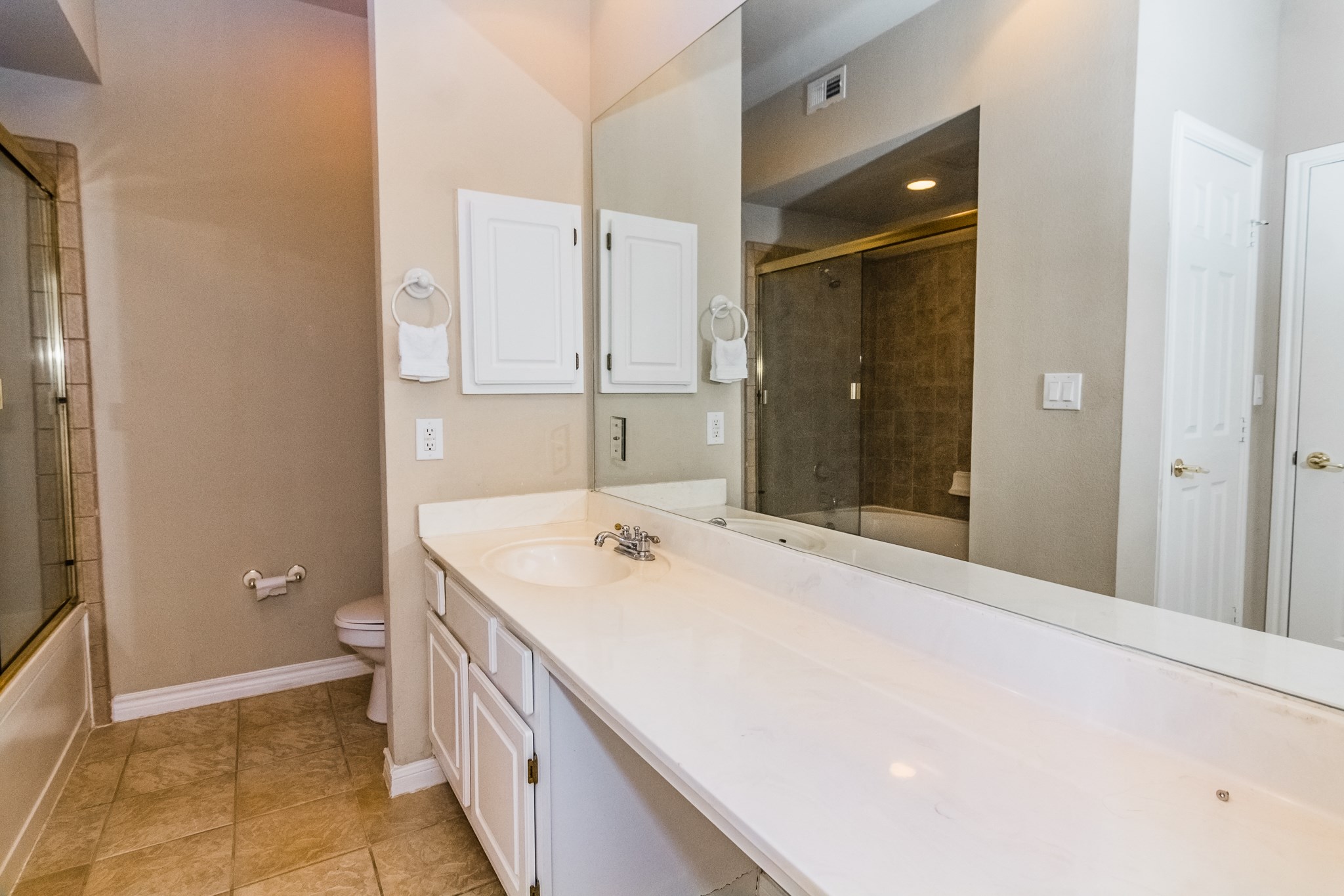 2400 Mccue Road 332 Property Photo 9