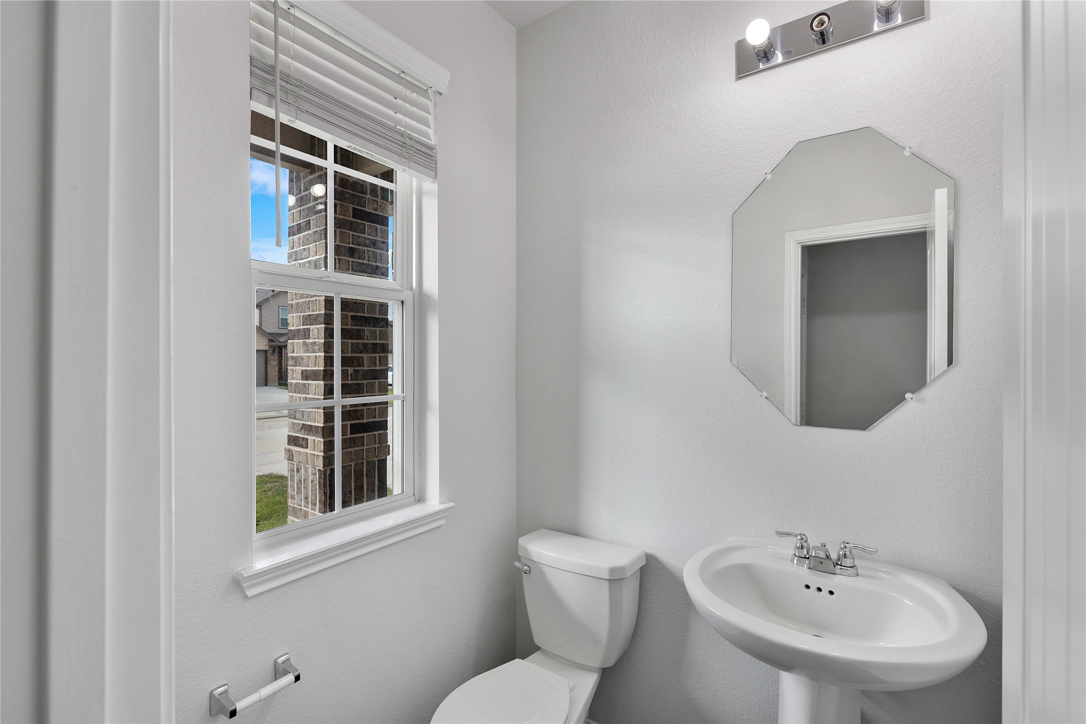 17538 Greystanes Road Property Photo 13