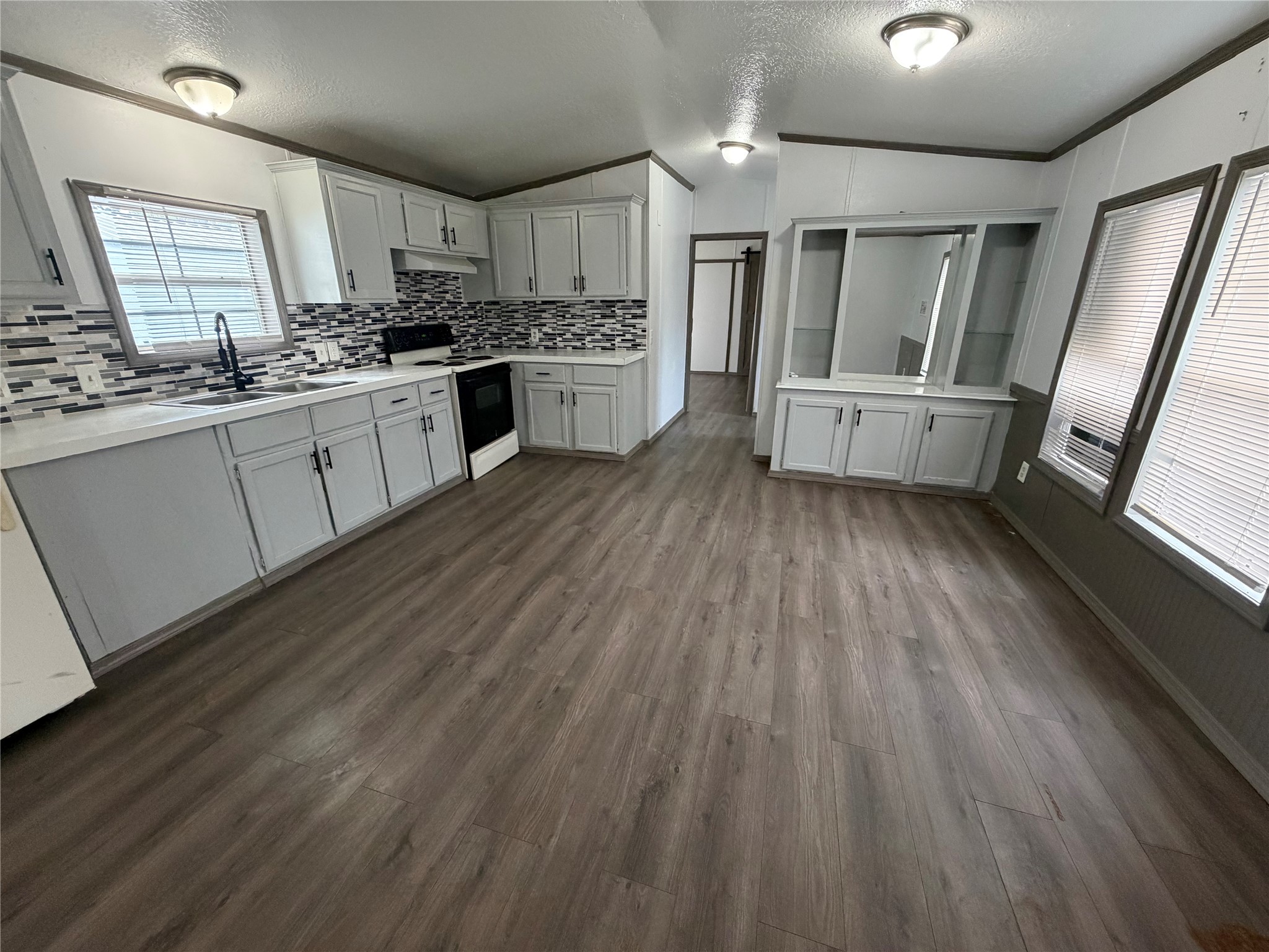 21430 Dunn Property Photo 3