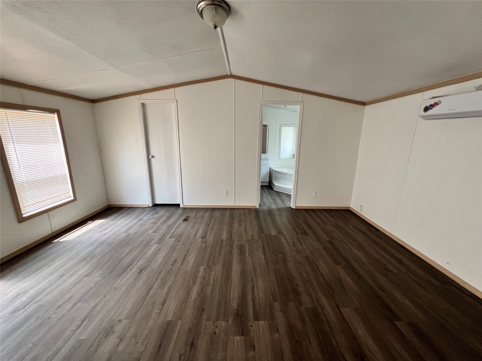 21430 Dunn Property Photo 5