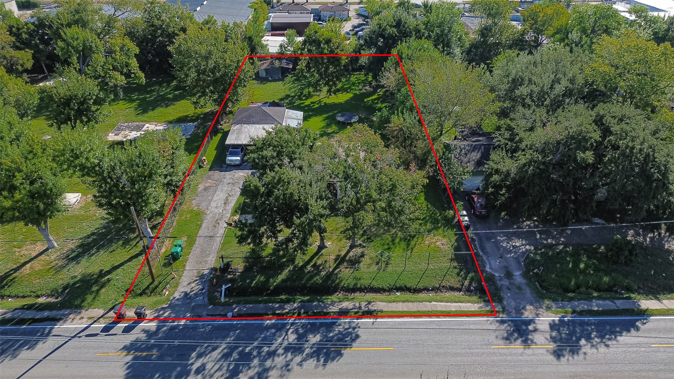 1914 Ojeman Road Property Photo 1