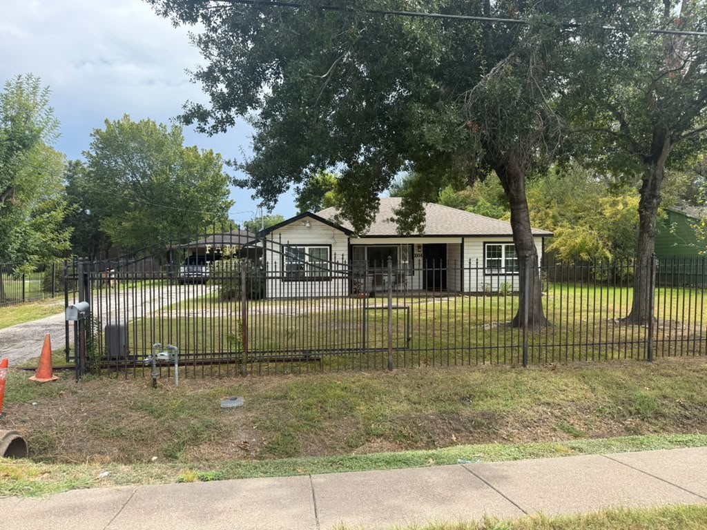 1914 Ojeman Road Property Photo 2