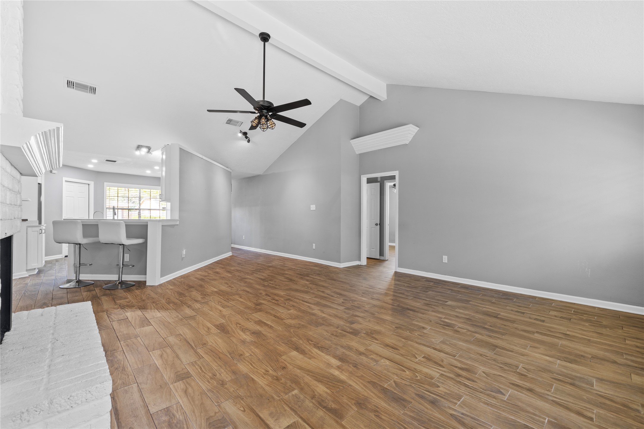 19630 San Gabriel Drive Property Photo 6