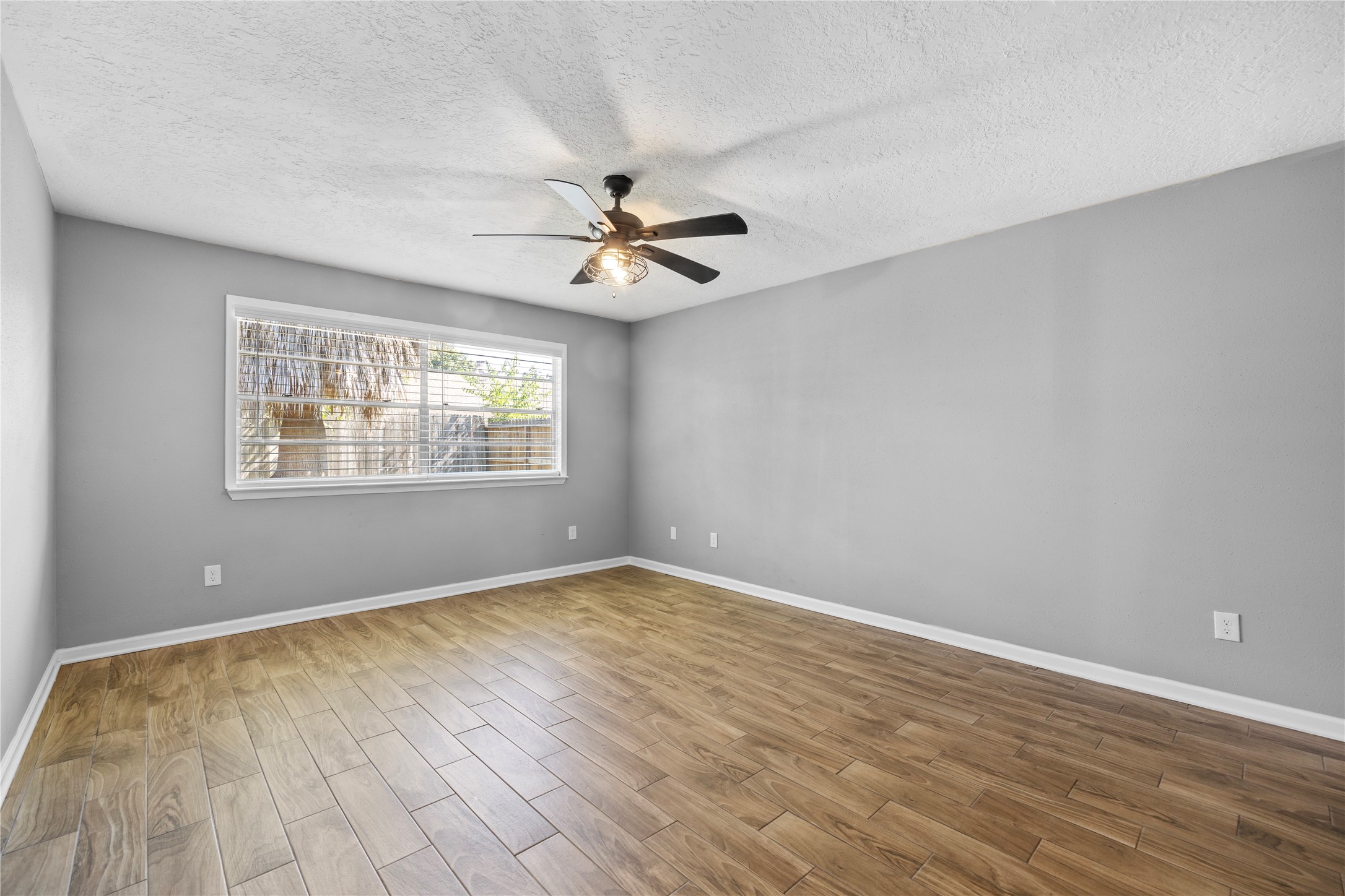 19630 San Gabriel Drive Property Photo 14