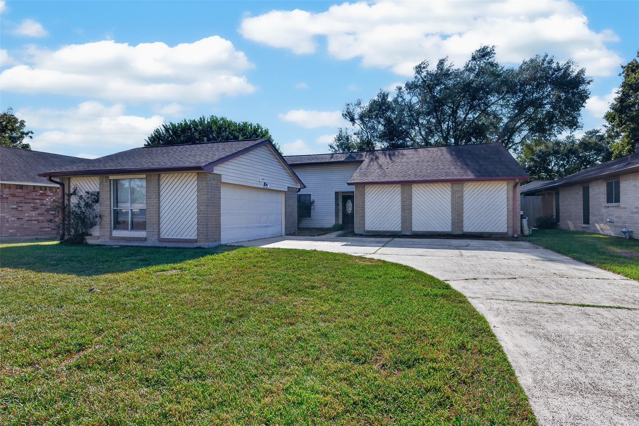 7403 Seminole Street Property Photo 1