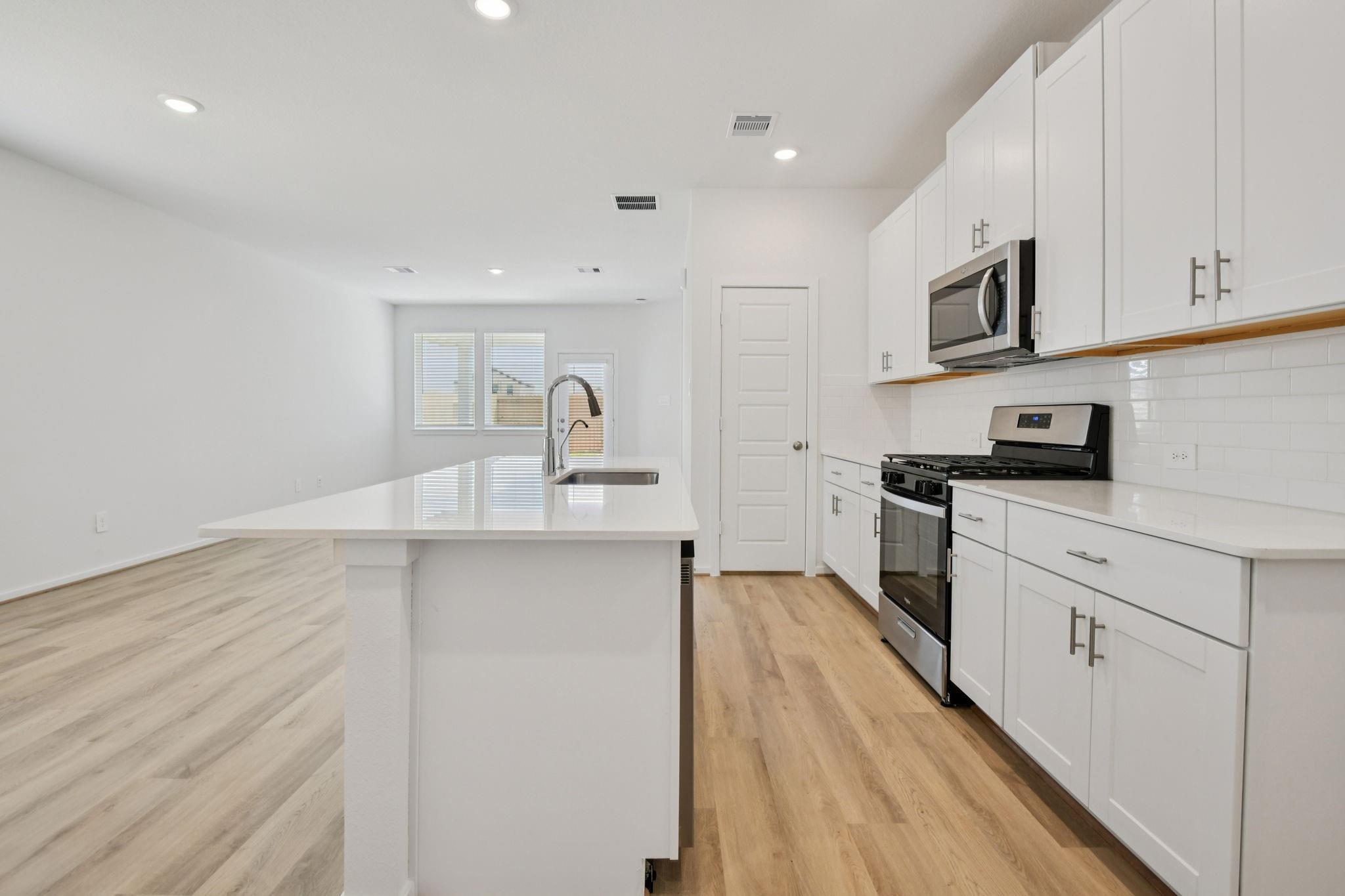 11412 Zenyatta Lane Property Photo 15