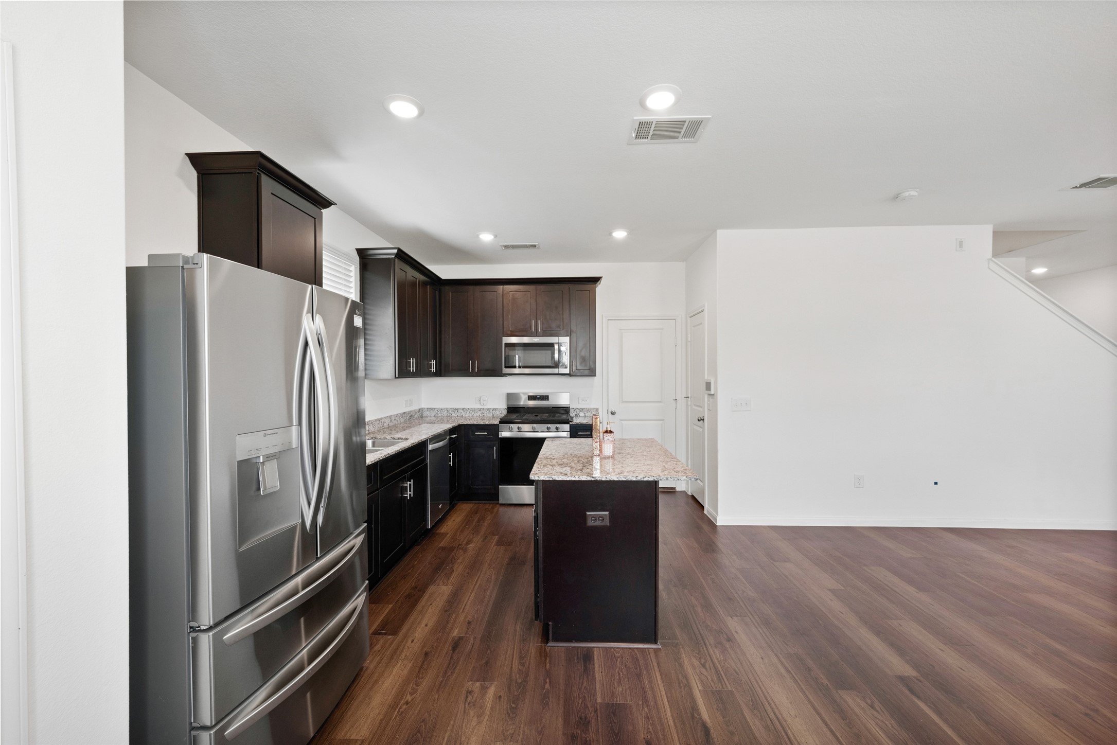 8218 Star Terrace Drive Property Photo 6