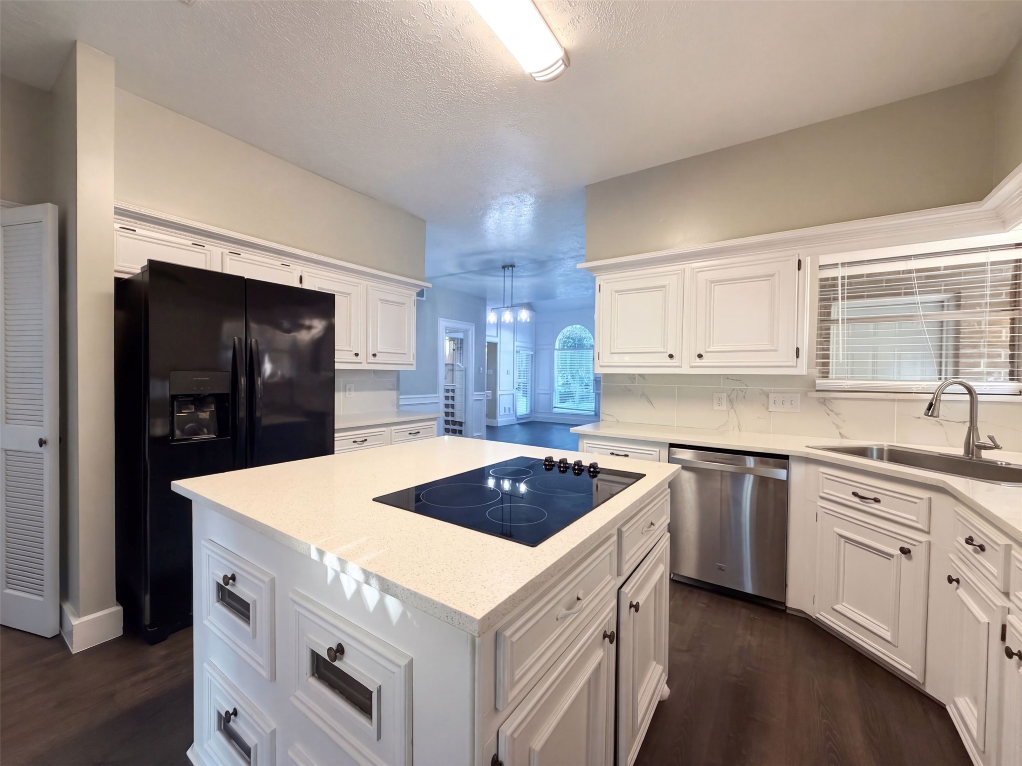 9118 Tepee Trail Property Photo 5