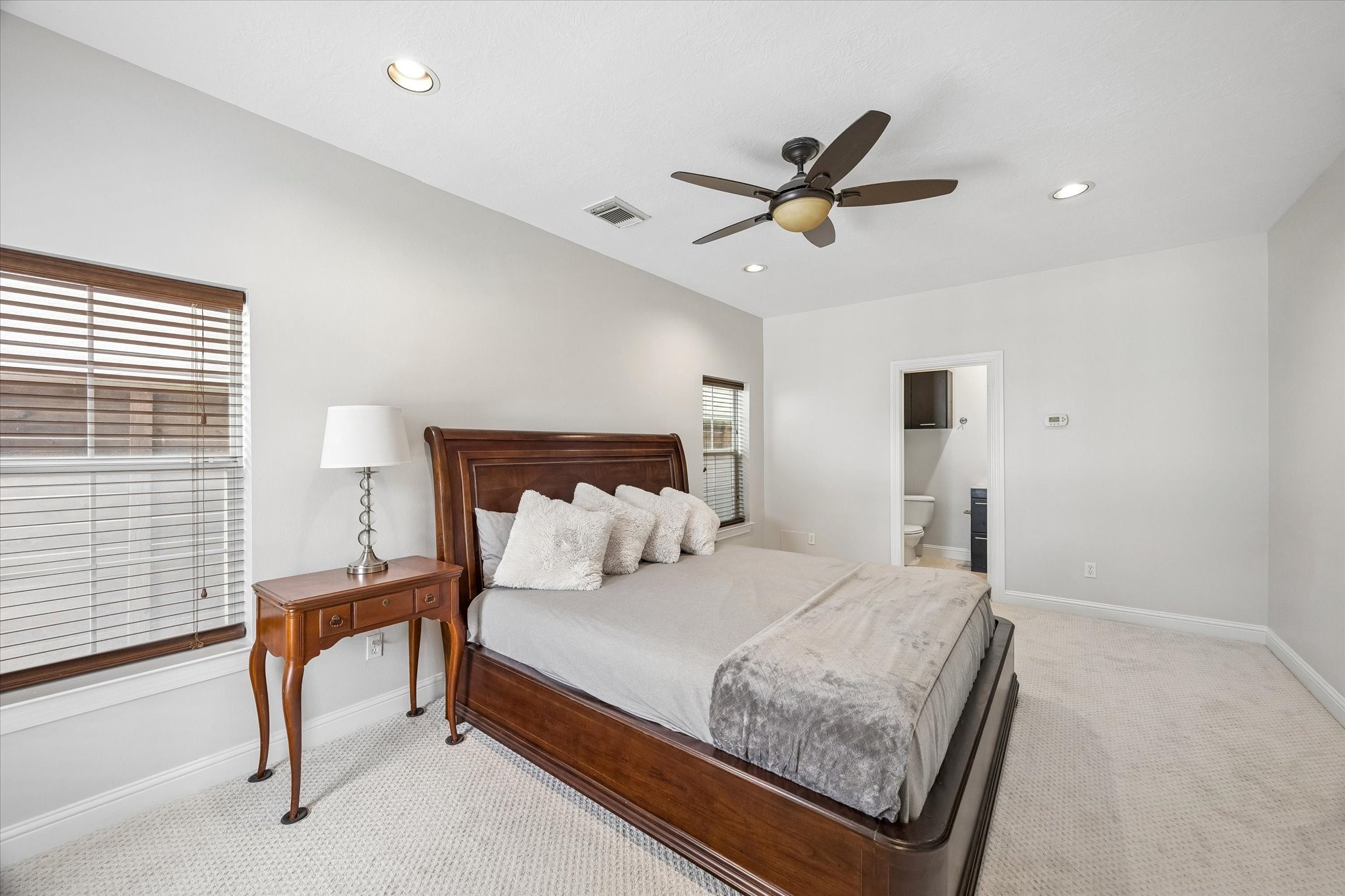 5610 Kiam Street F Property Photo 12