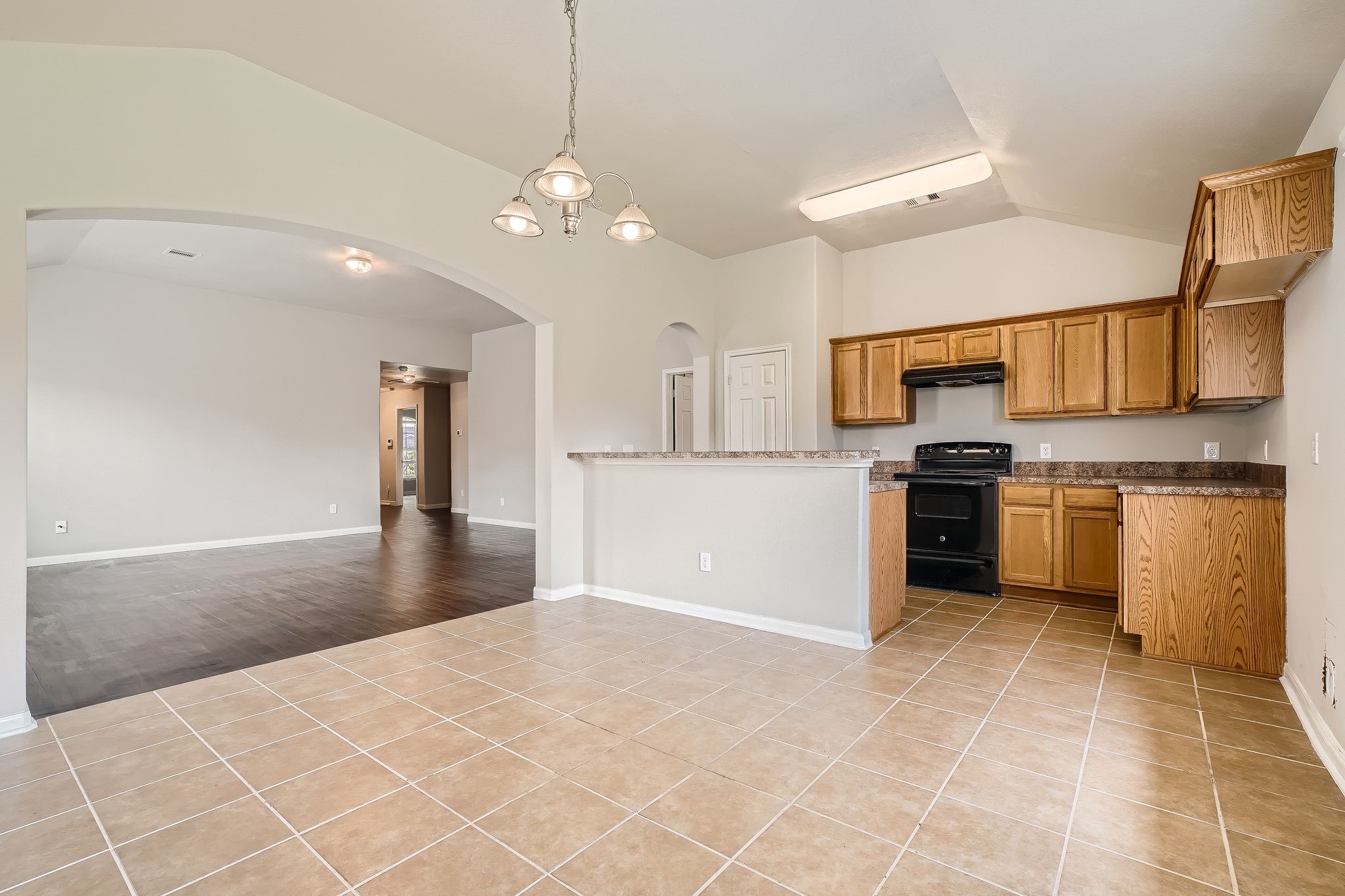 430 Vane Way Property Photo 6