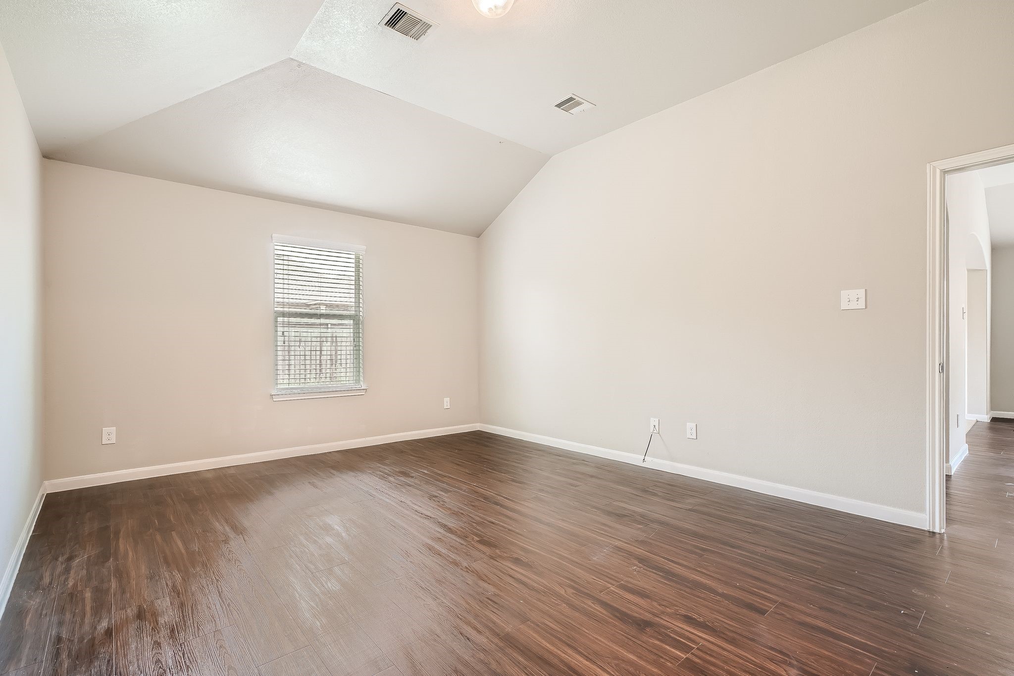 430 Vane Way Property Photo 12