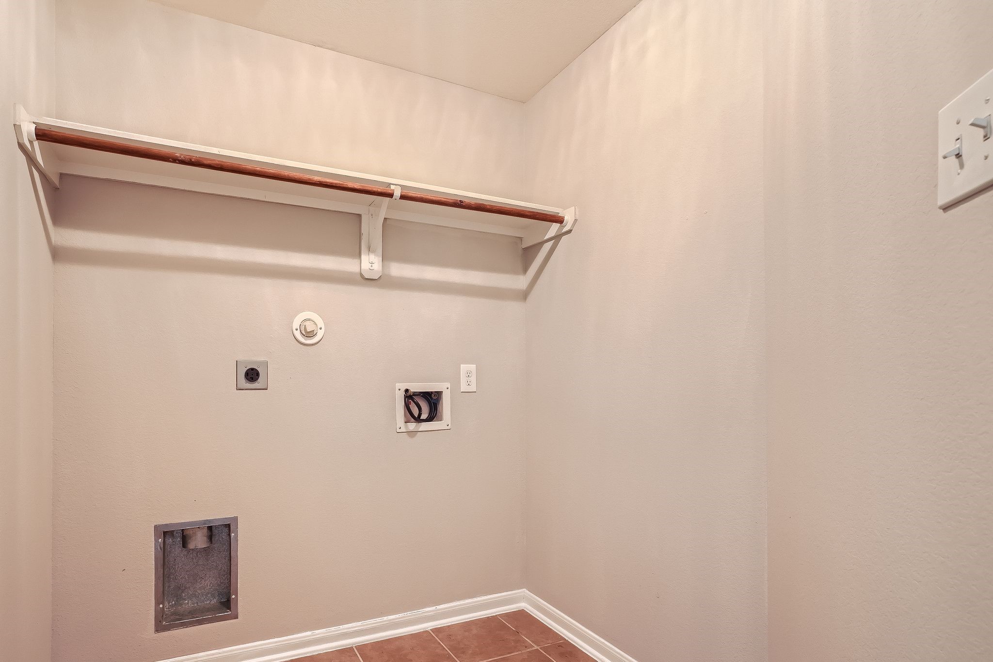 430 Vane Way Property Photo 20