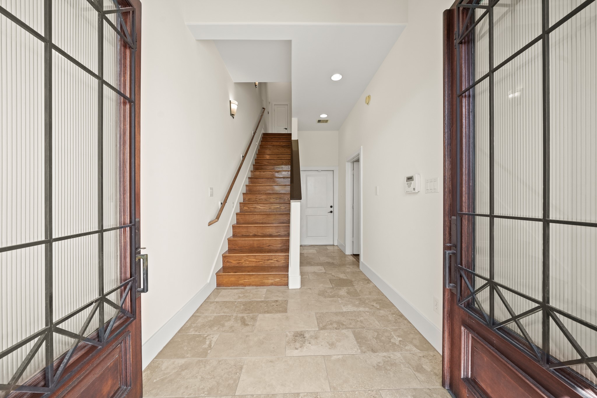 1304 W Dallas Street Property Photo 9