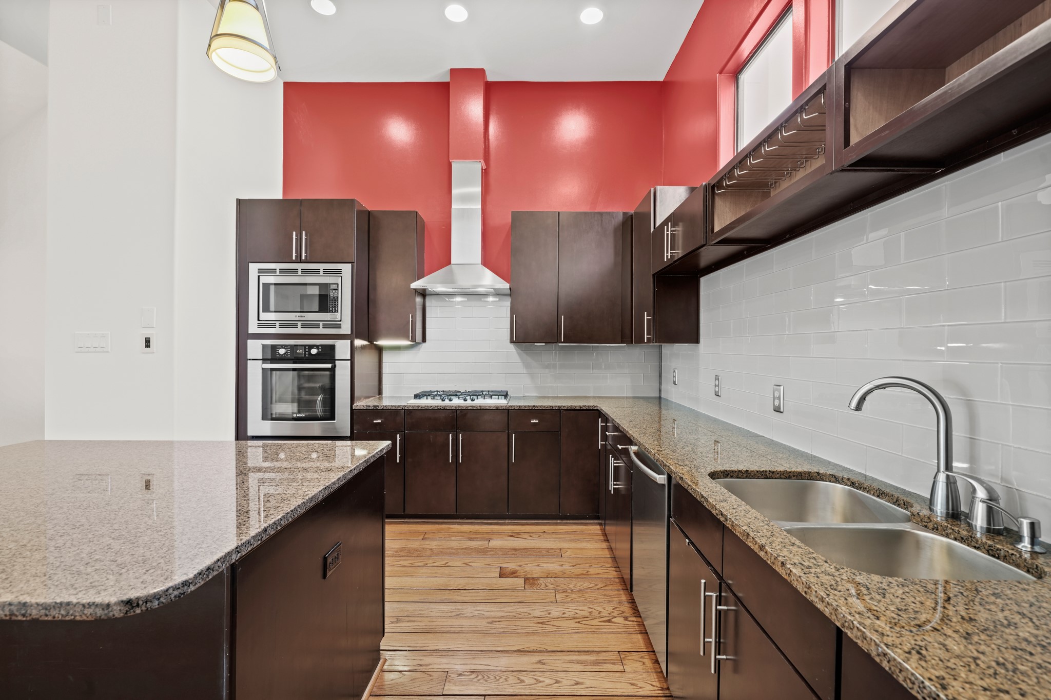 1304 W Dallas Street Property Photo 15