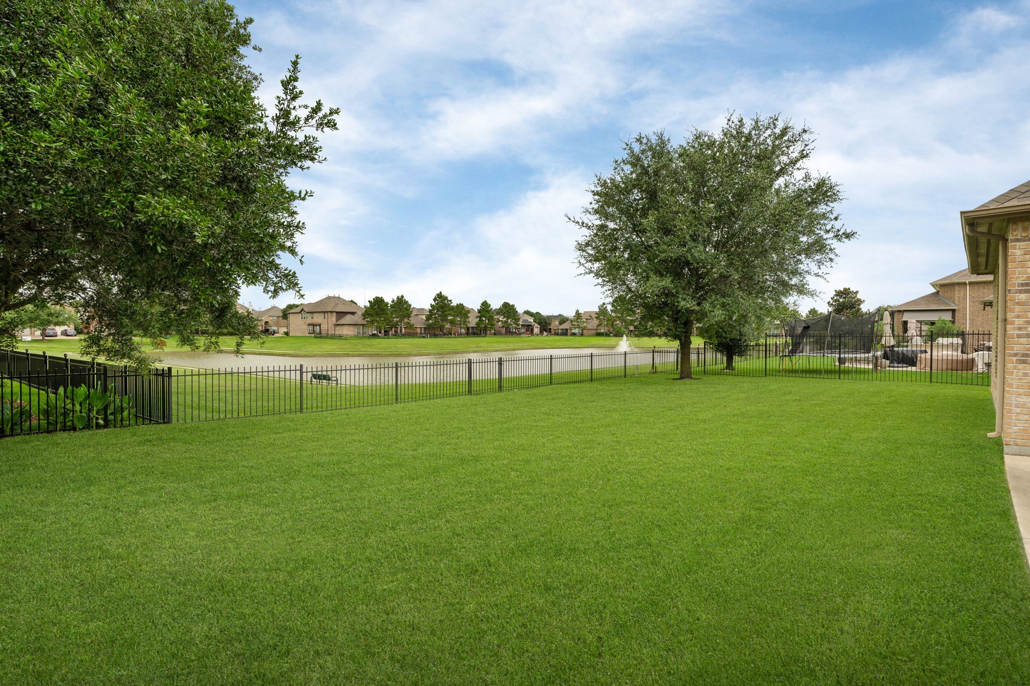 20410 Trumbull Ridge Drive Property Photo 2