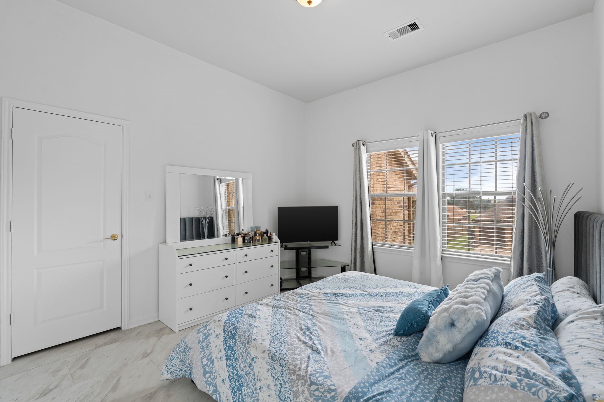 20410 Trumbull Ridge Drive Property Photo 47