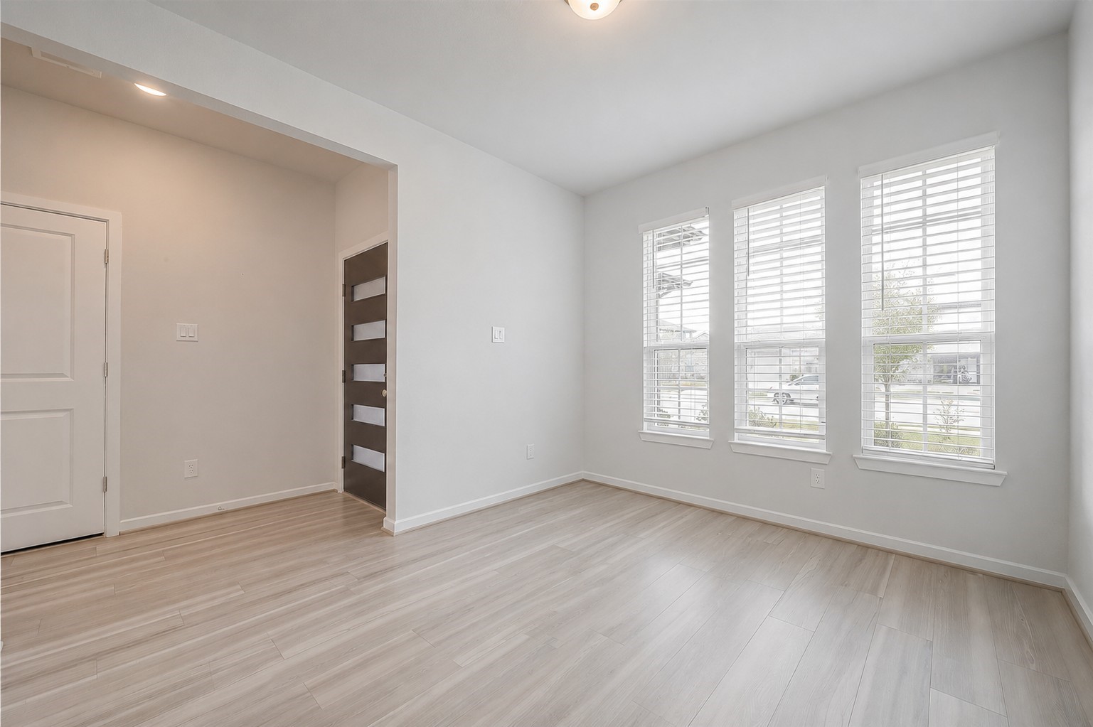7819 Wyndham Harbor Court Property Photo 7