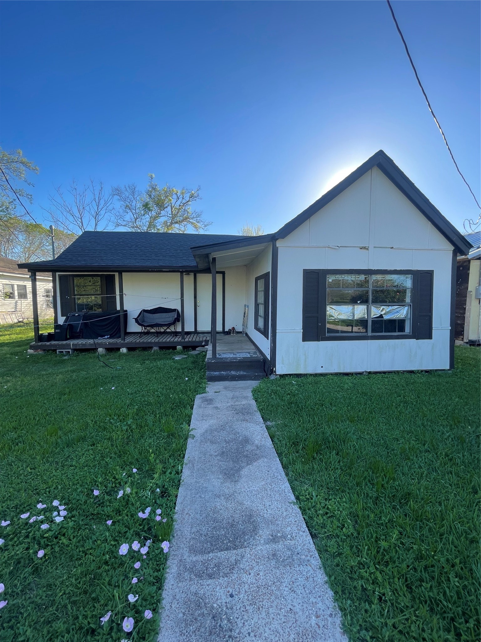 105 N Carver Street Property Photo 1