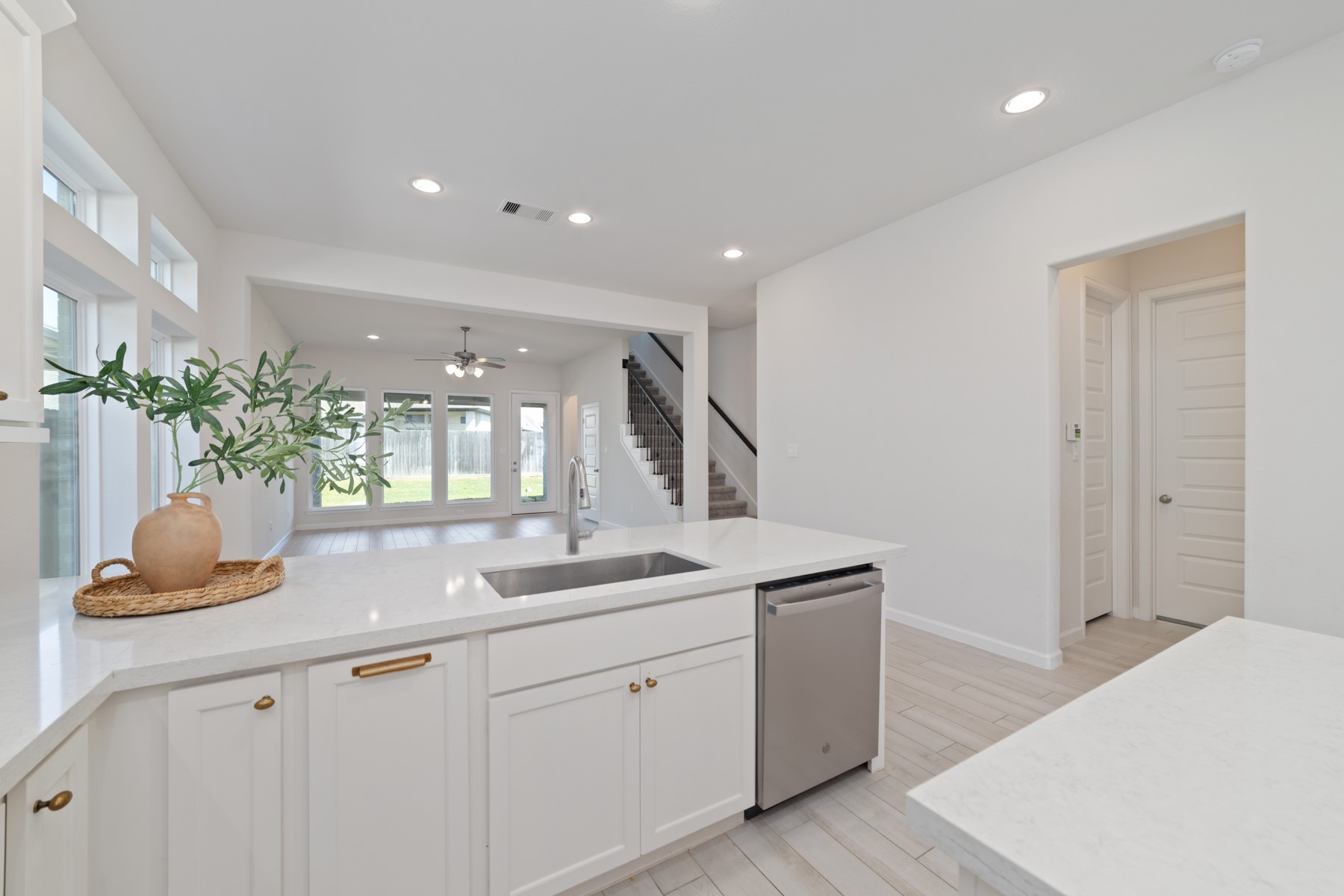 142 Amaranth Way Property Photo 12