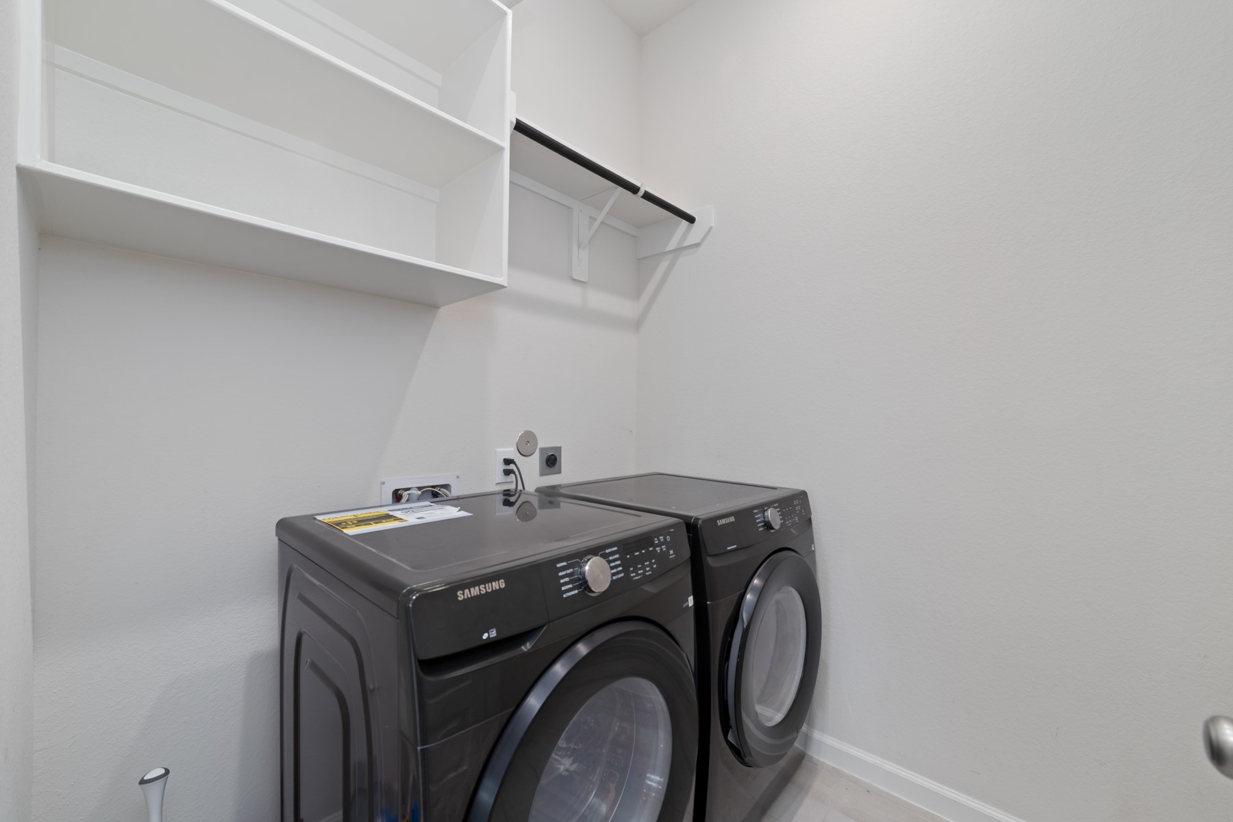 142 Amaranth Way Property Photo 17