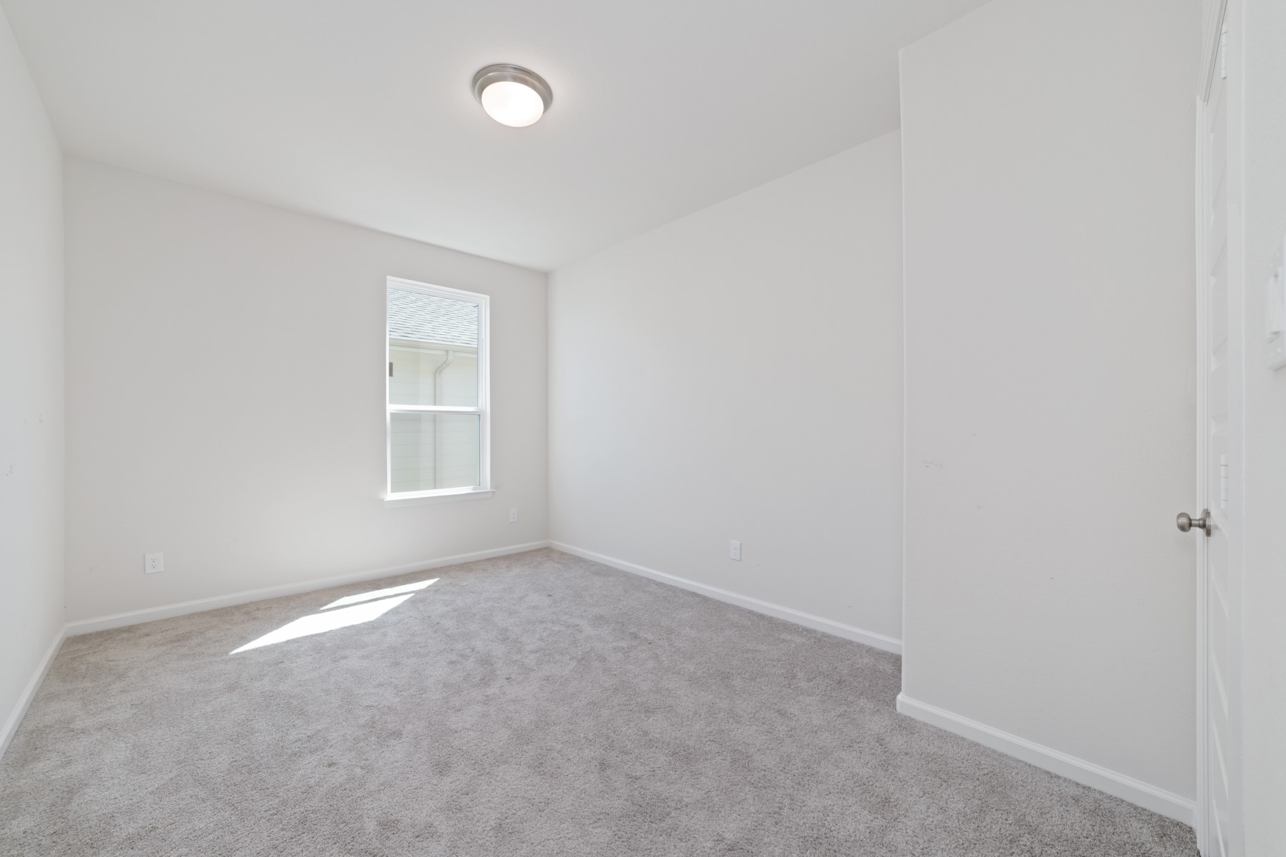 142 Amaranth Way Property Photo 25