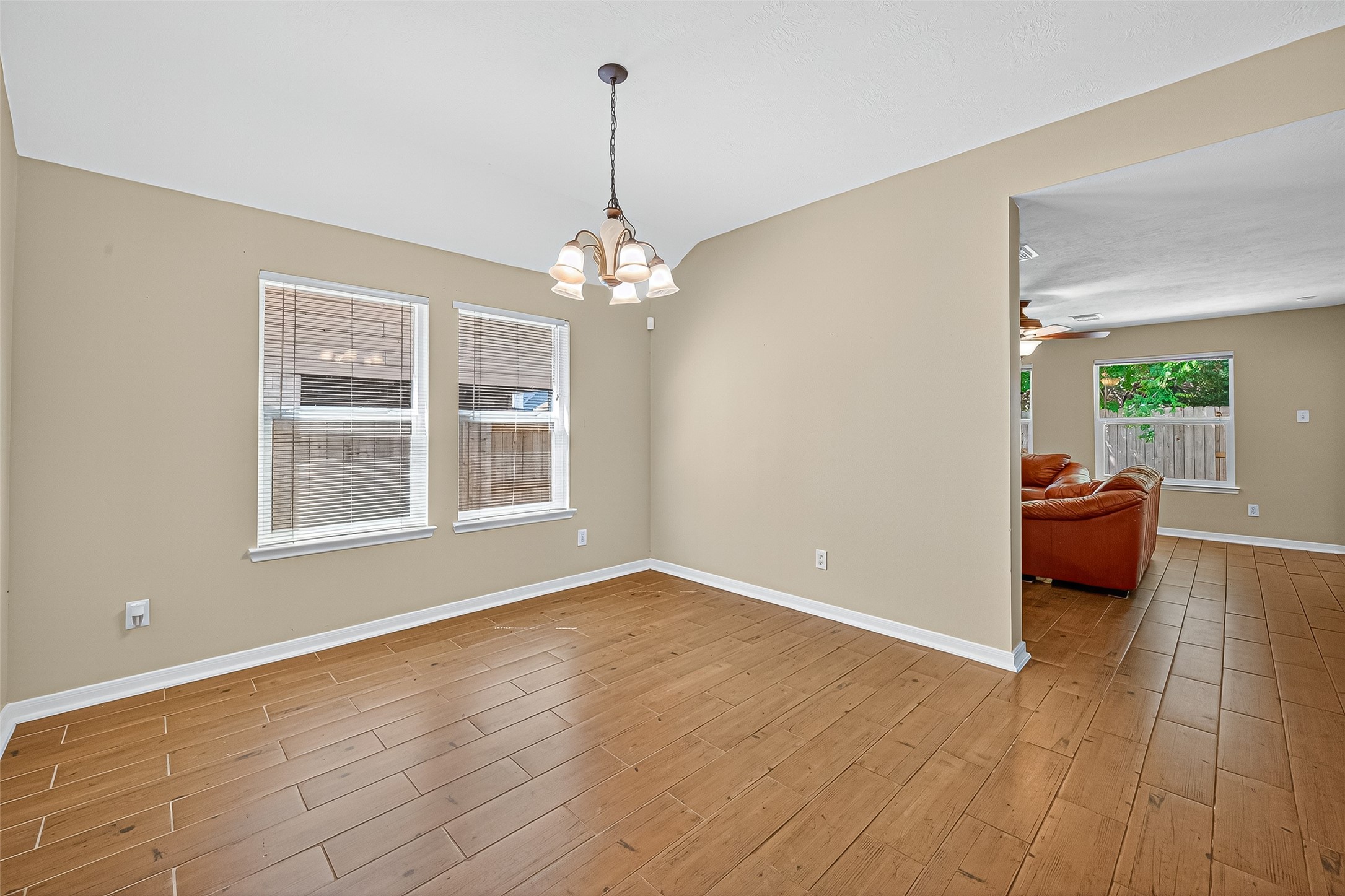 4630 Twisting Road Property Photo 8