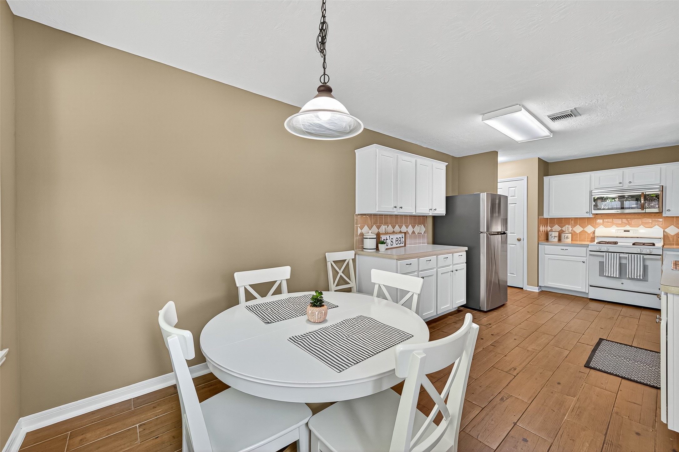 4630 Twisting Road Property Photo 20