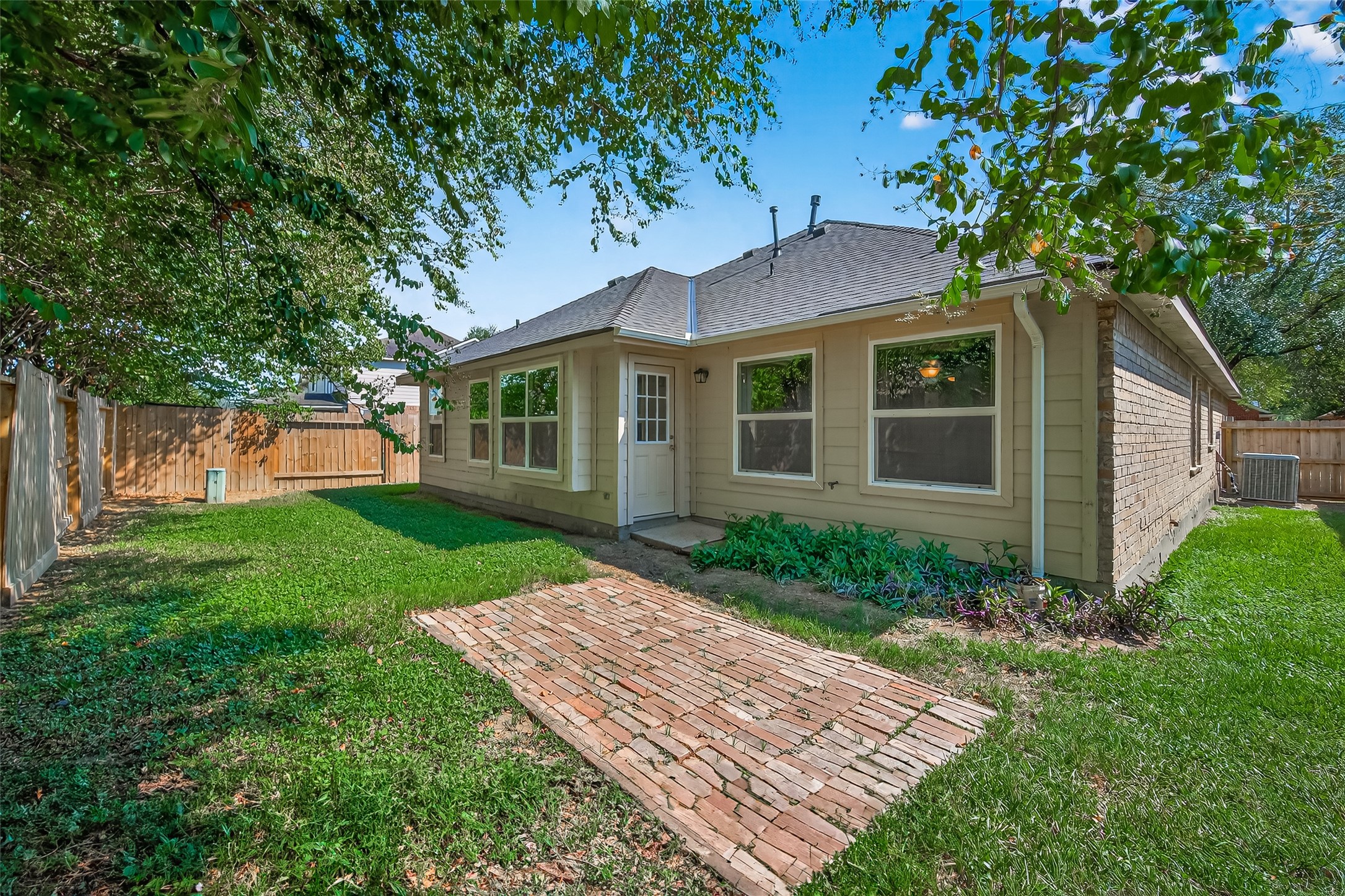 4630 Twisting Road Property Photo 45