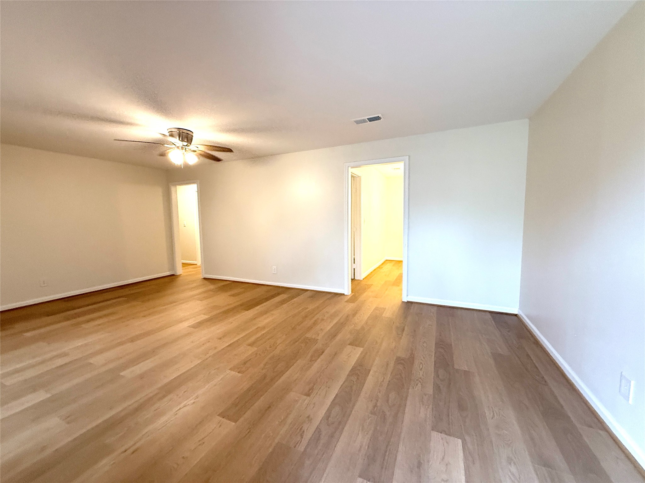 8 Piney Way Property Photo 3
