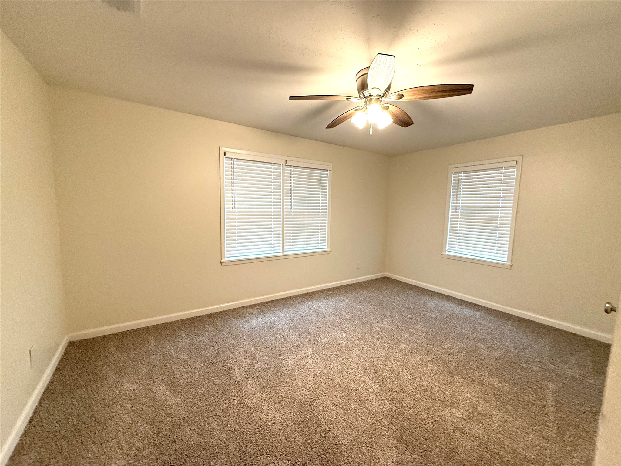 8 Piney Way Property Photo 10