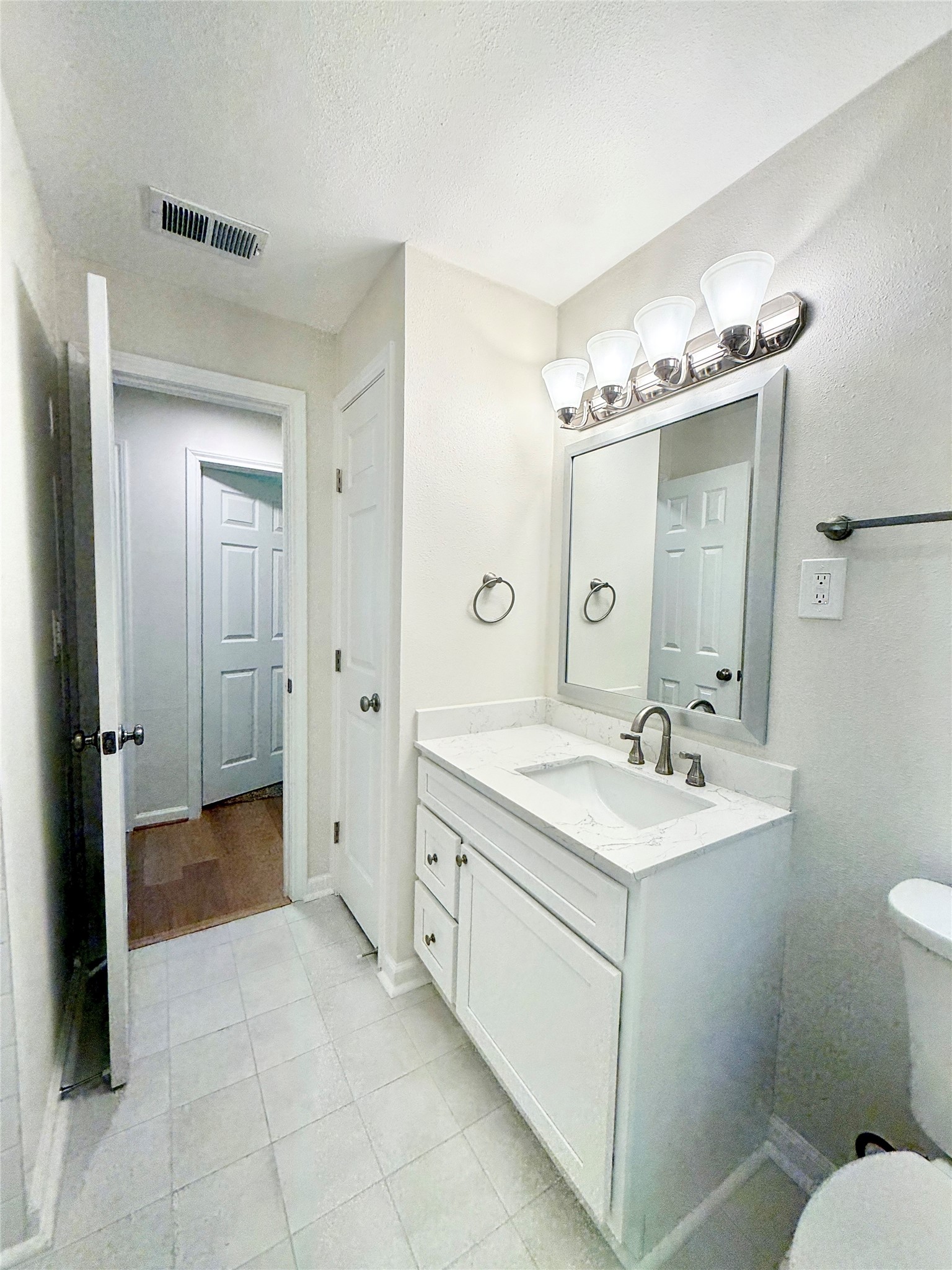 8 Piney Way Property Photo 24