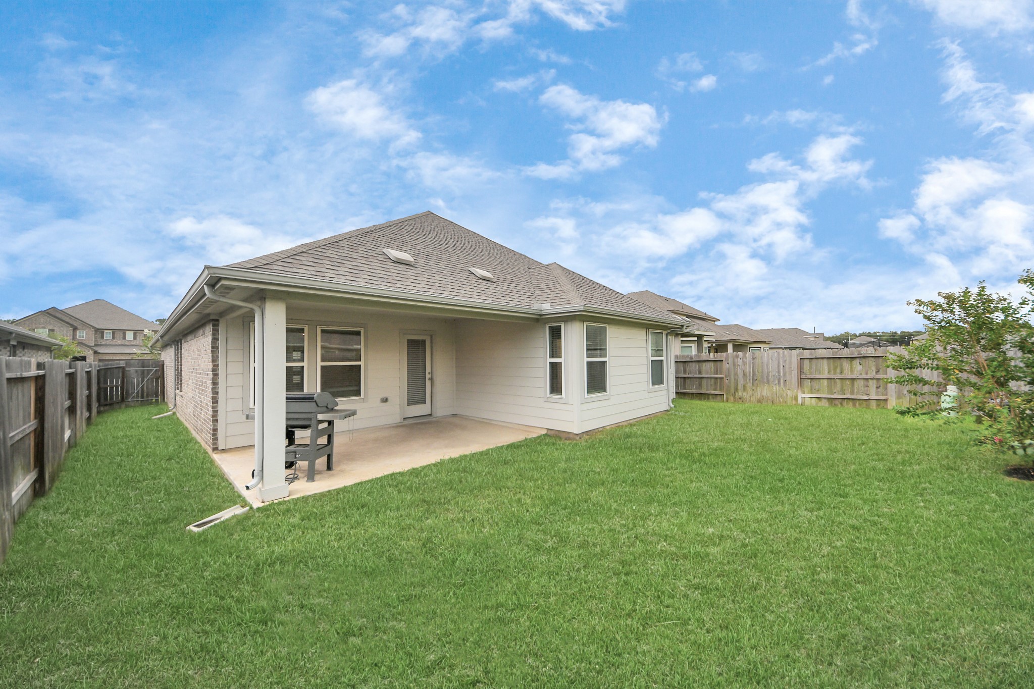 518 Ellwood Terrace Lane Property Photo 35