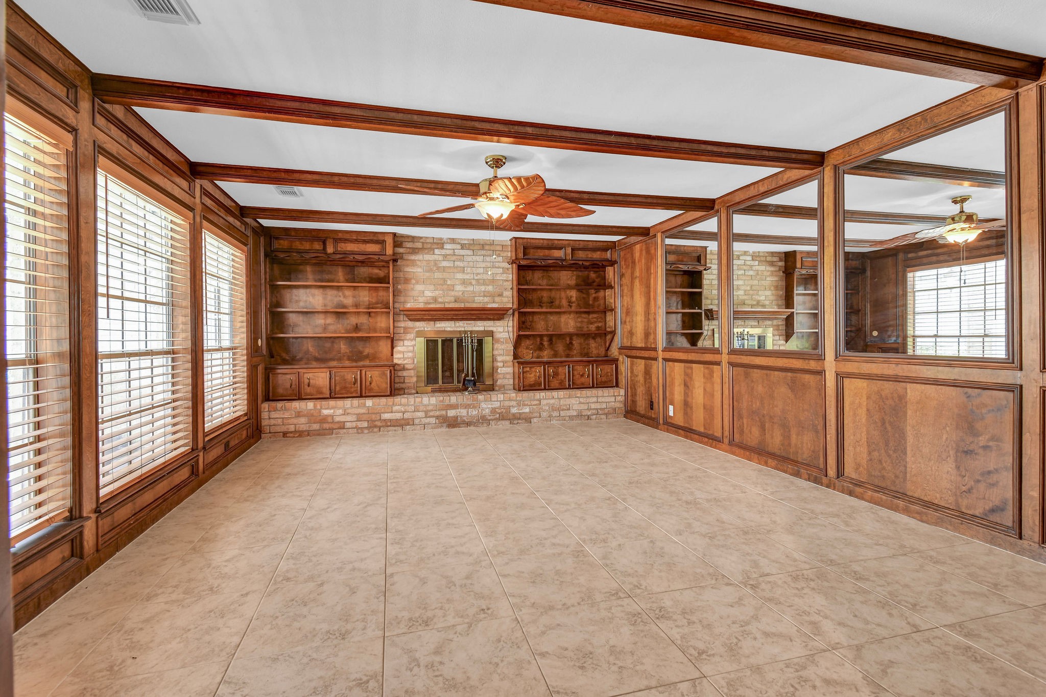 110 Buttercup Street Property Photo 2