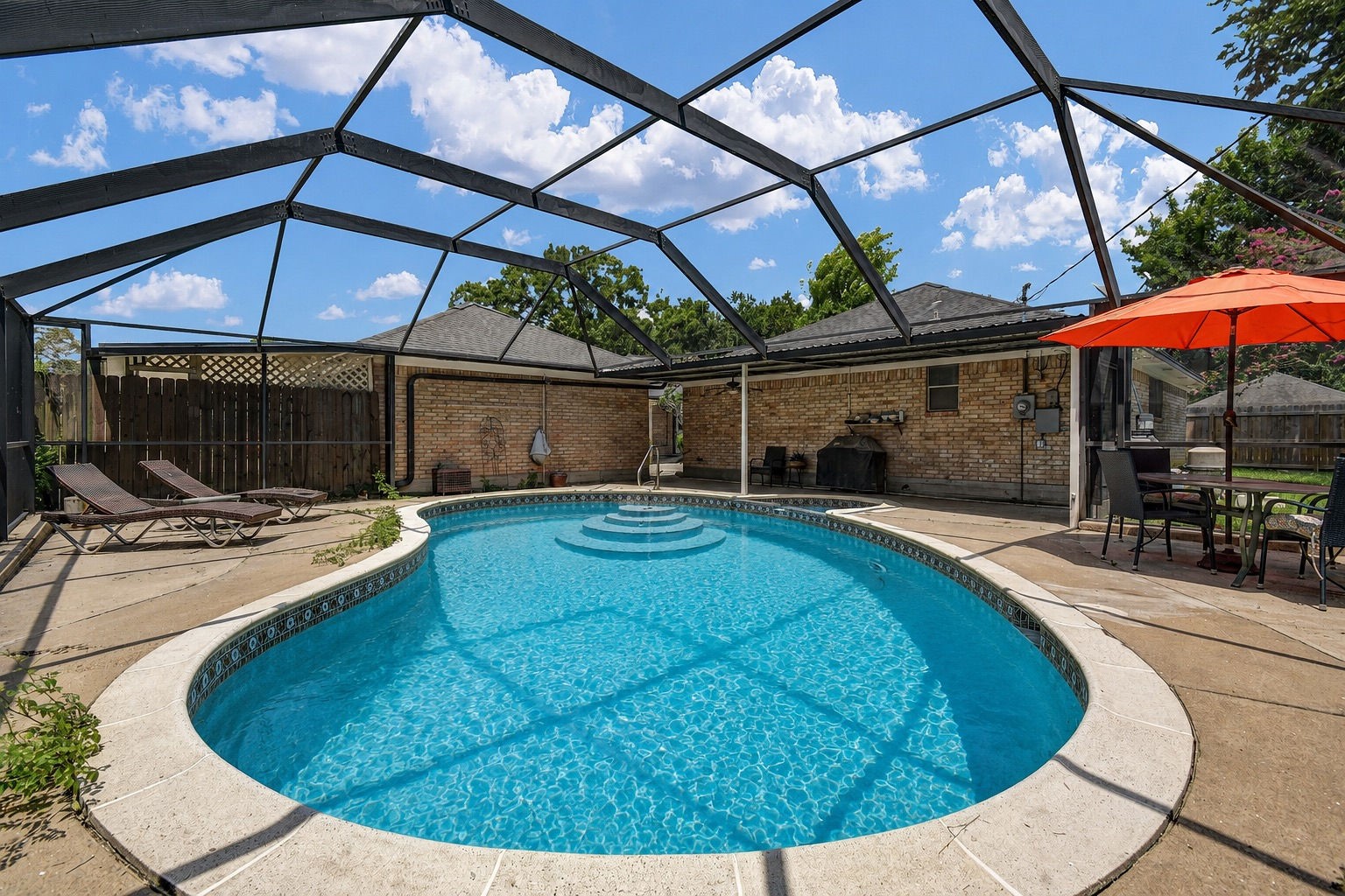 110 Buttercup Street Property Photo 6