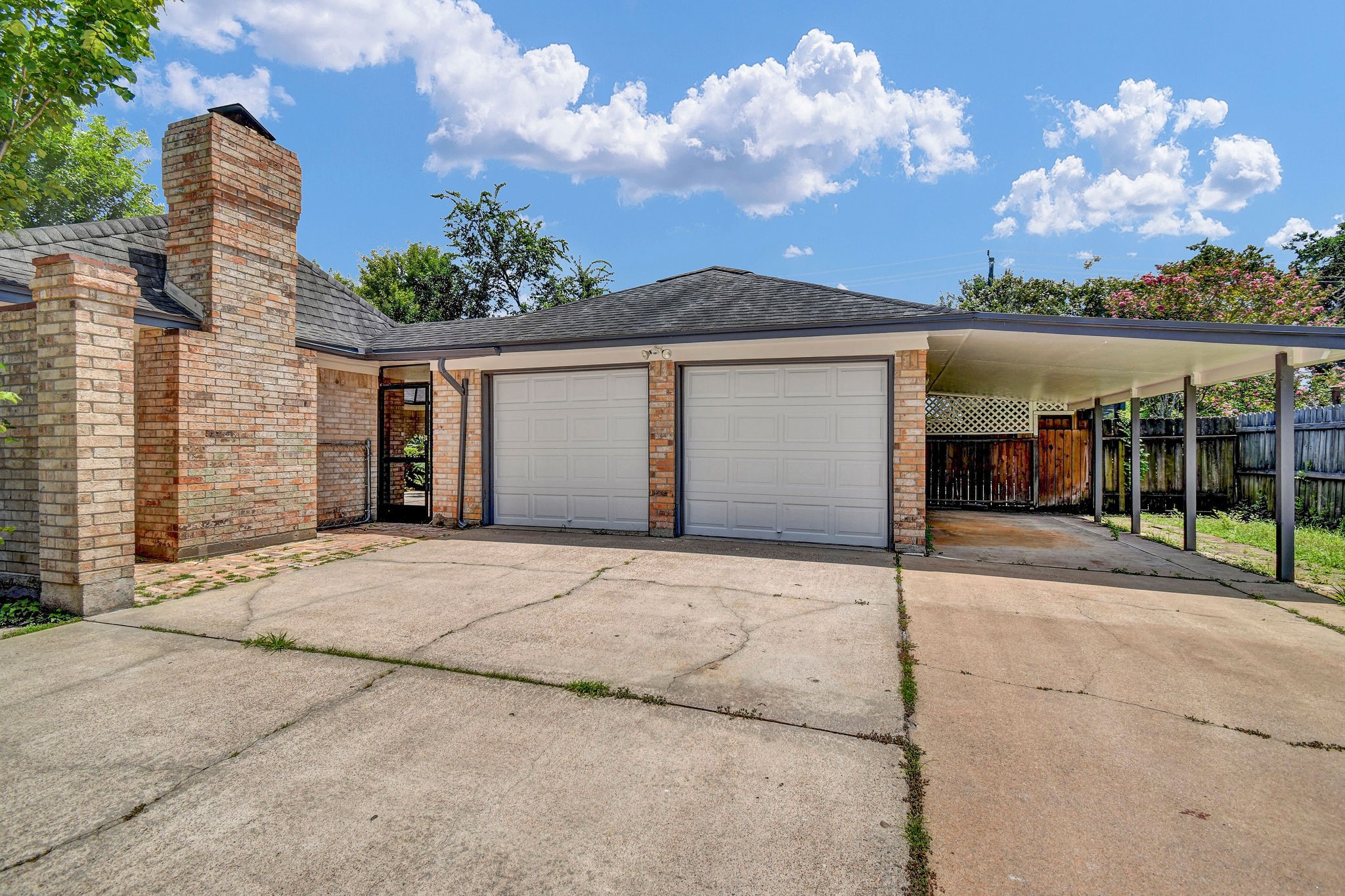 110 Buttercup Street Property Photo 8