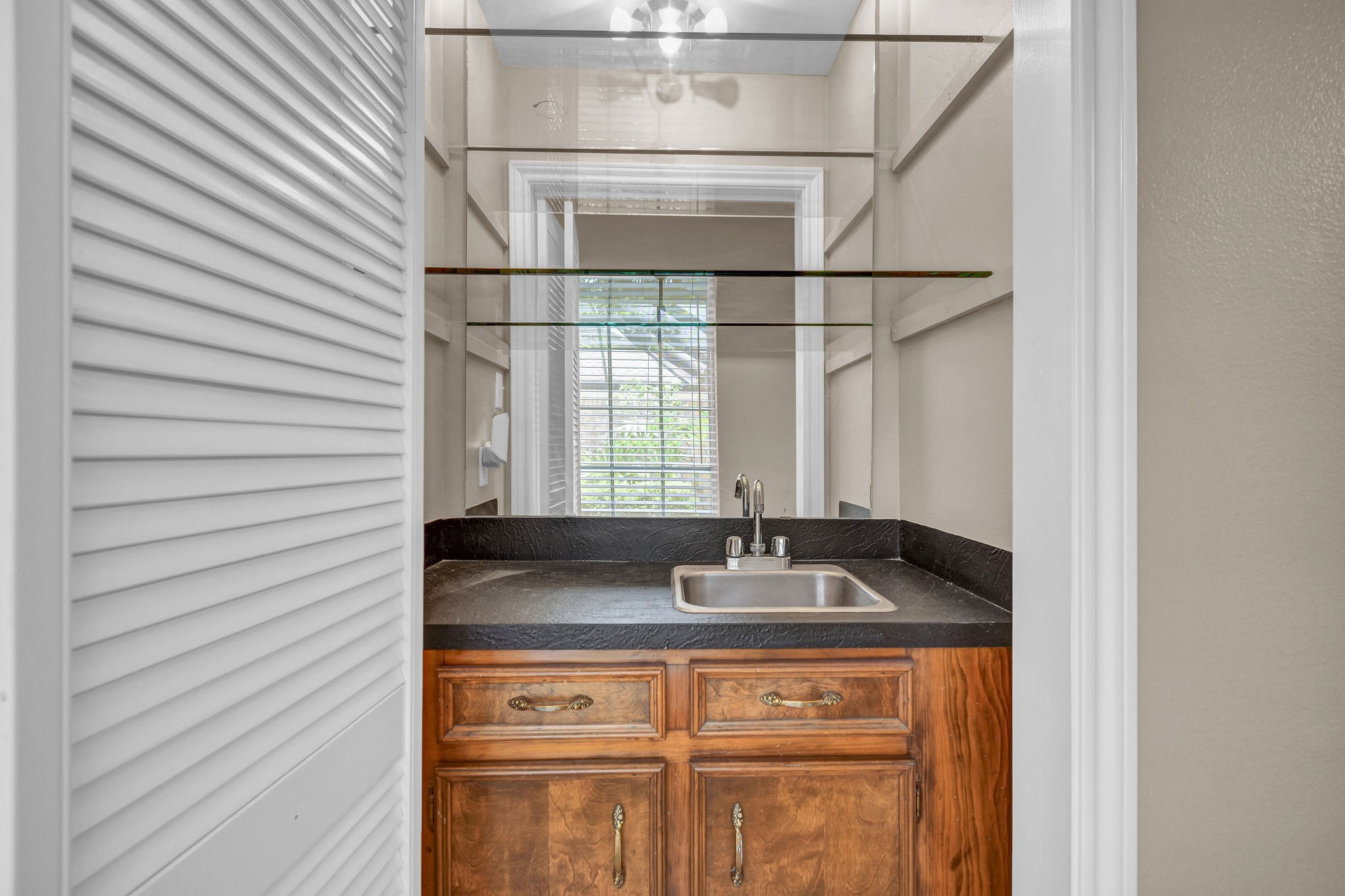 110 Buttercup Street Property Photo 19