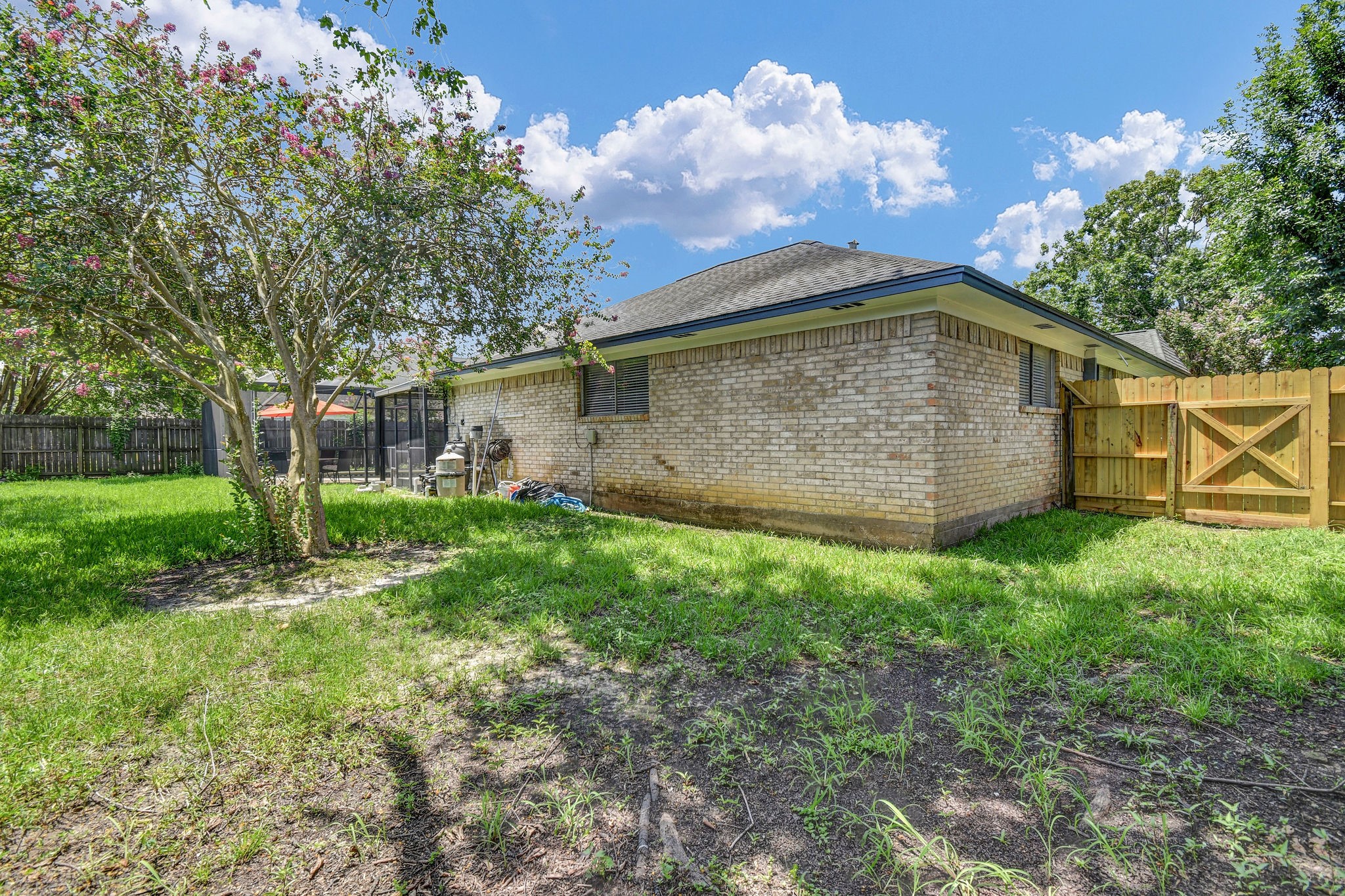 110 Buttercup Street Property Photo 39