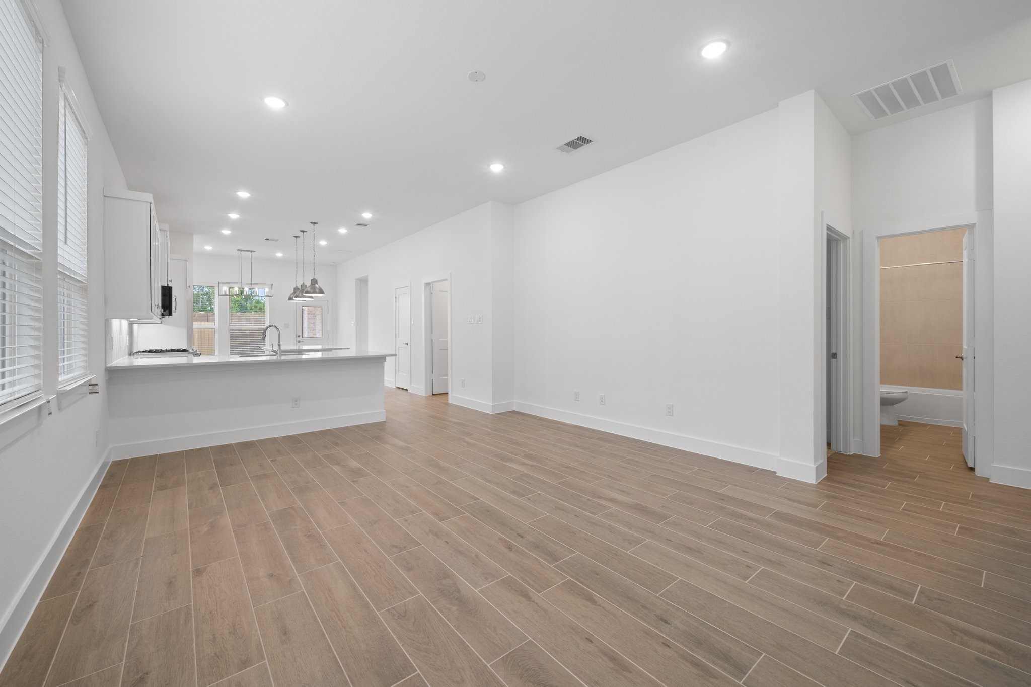 648 Crested Duck Court Property Photo 5