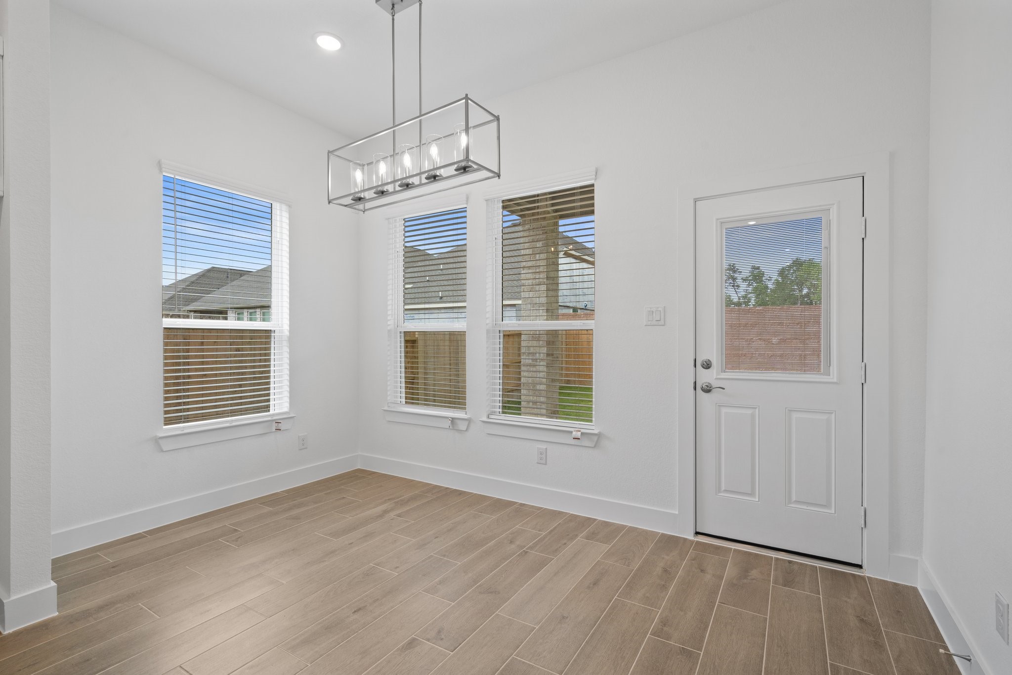 648 Crested Duck Court Property Photo 7