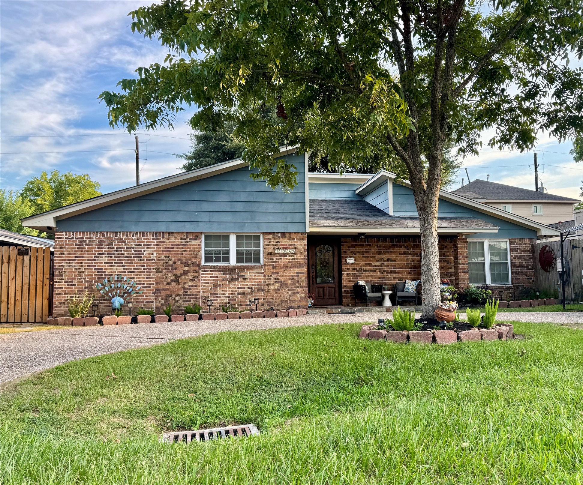 11039 Pine Cone Lane Property Photo 1